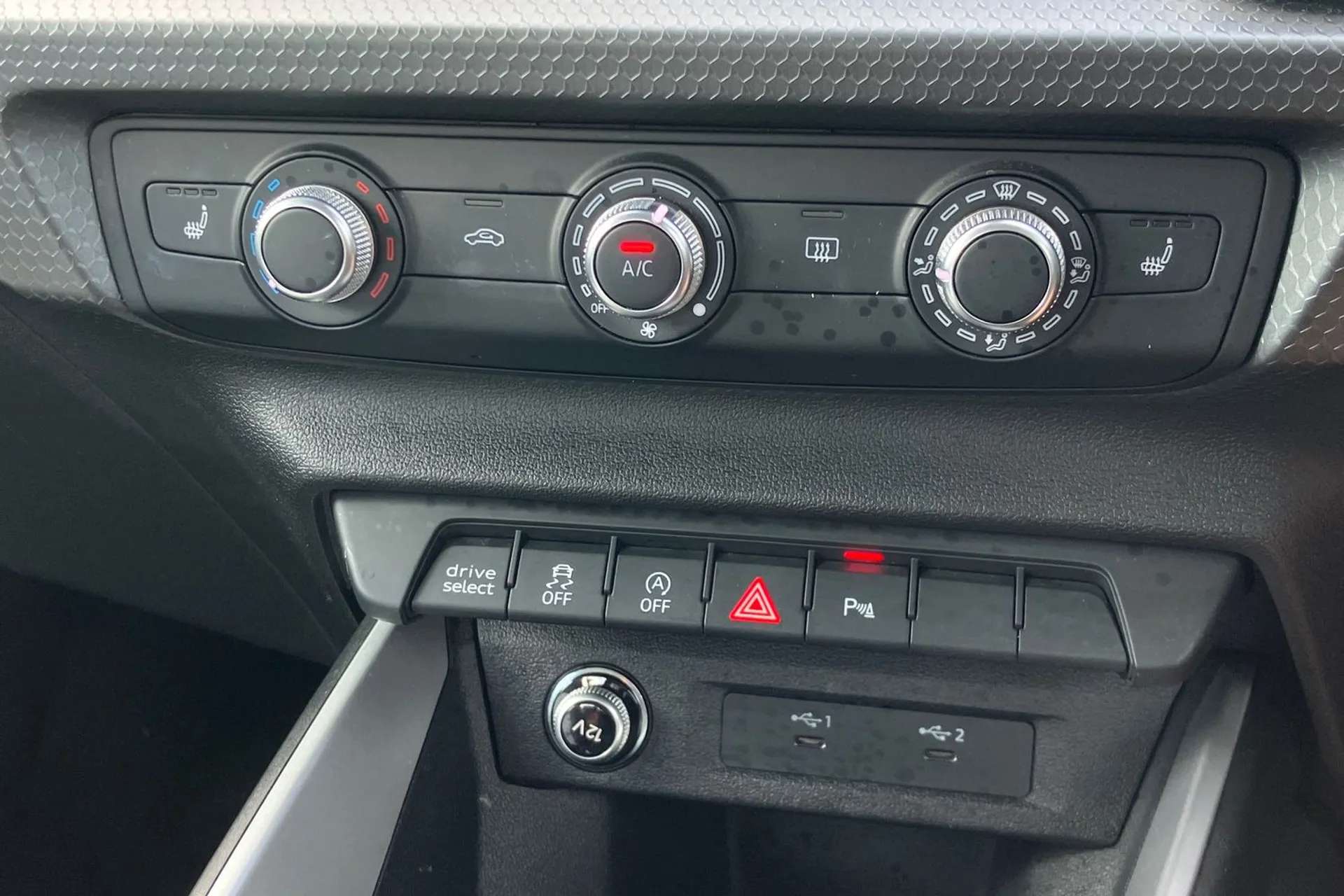 2022 AUDI A1 2022 AUDI A1