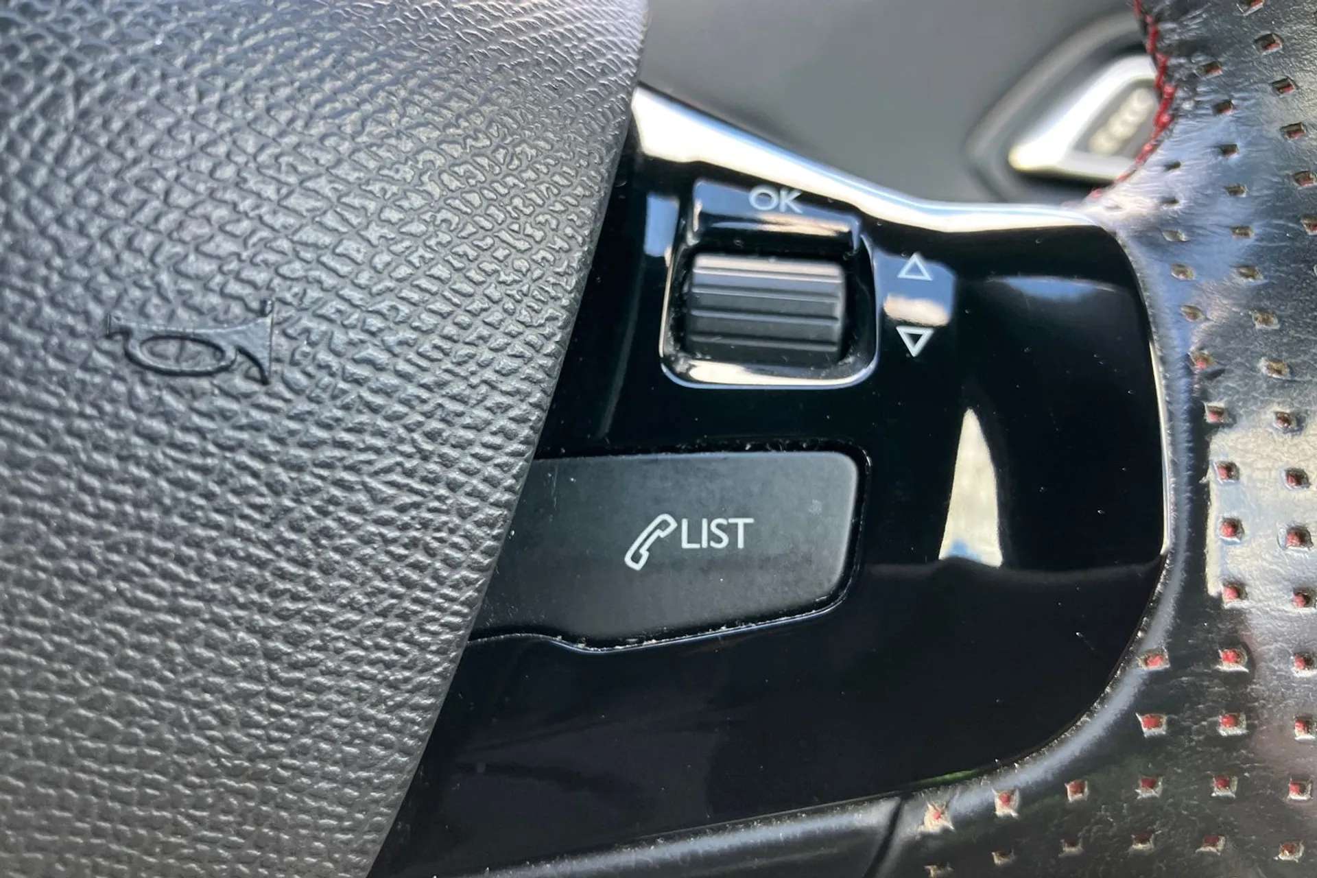 2019 PEUGEOT 308 2019 PEUGEOT 308