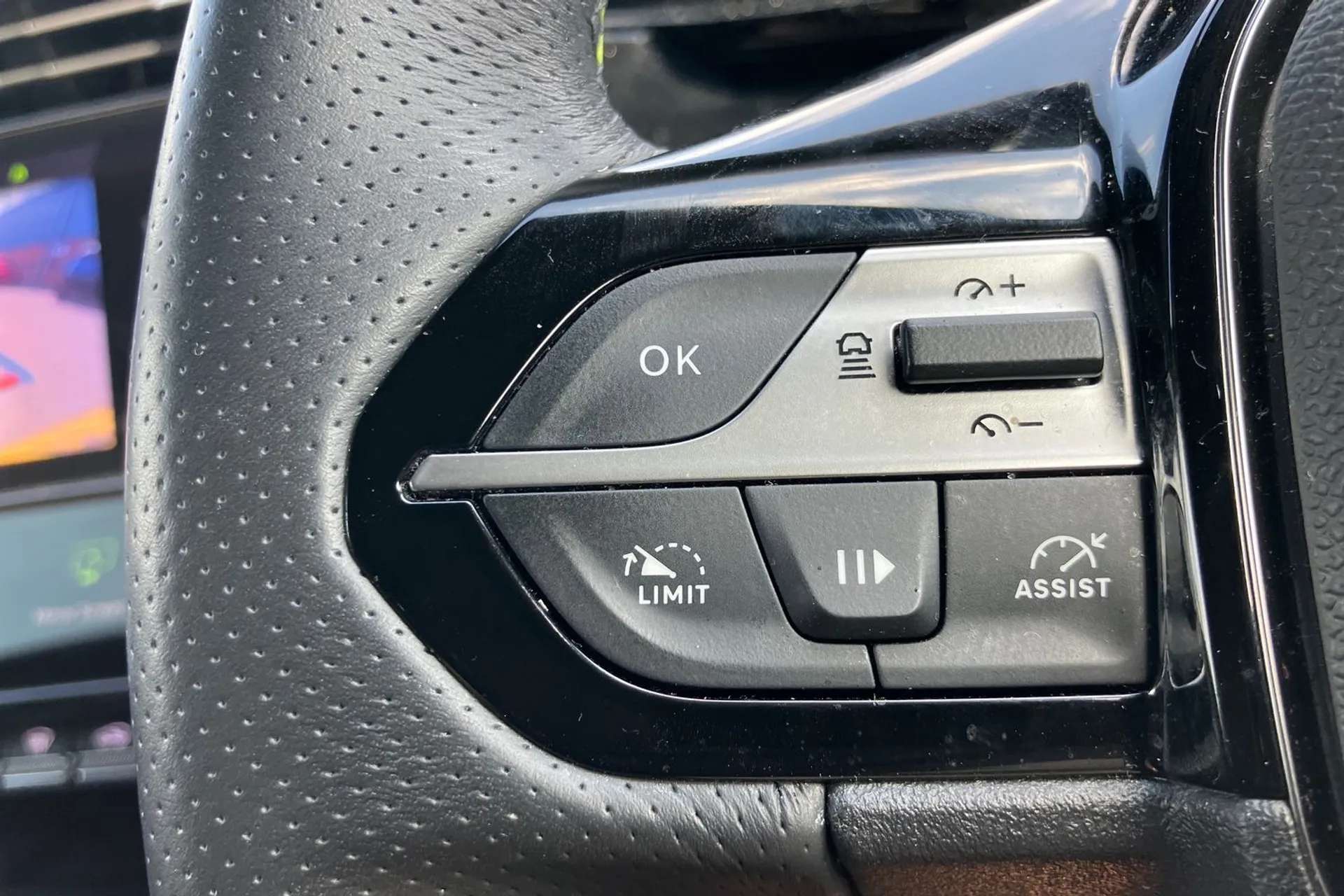 2023 PEUGEOT 308 2023 PEUGEOT 308