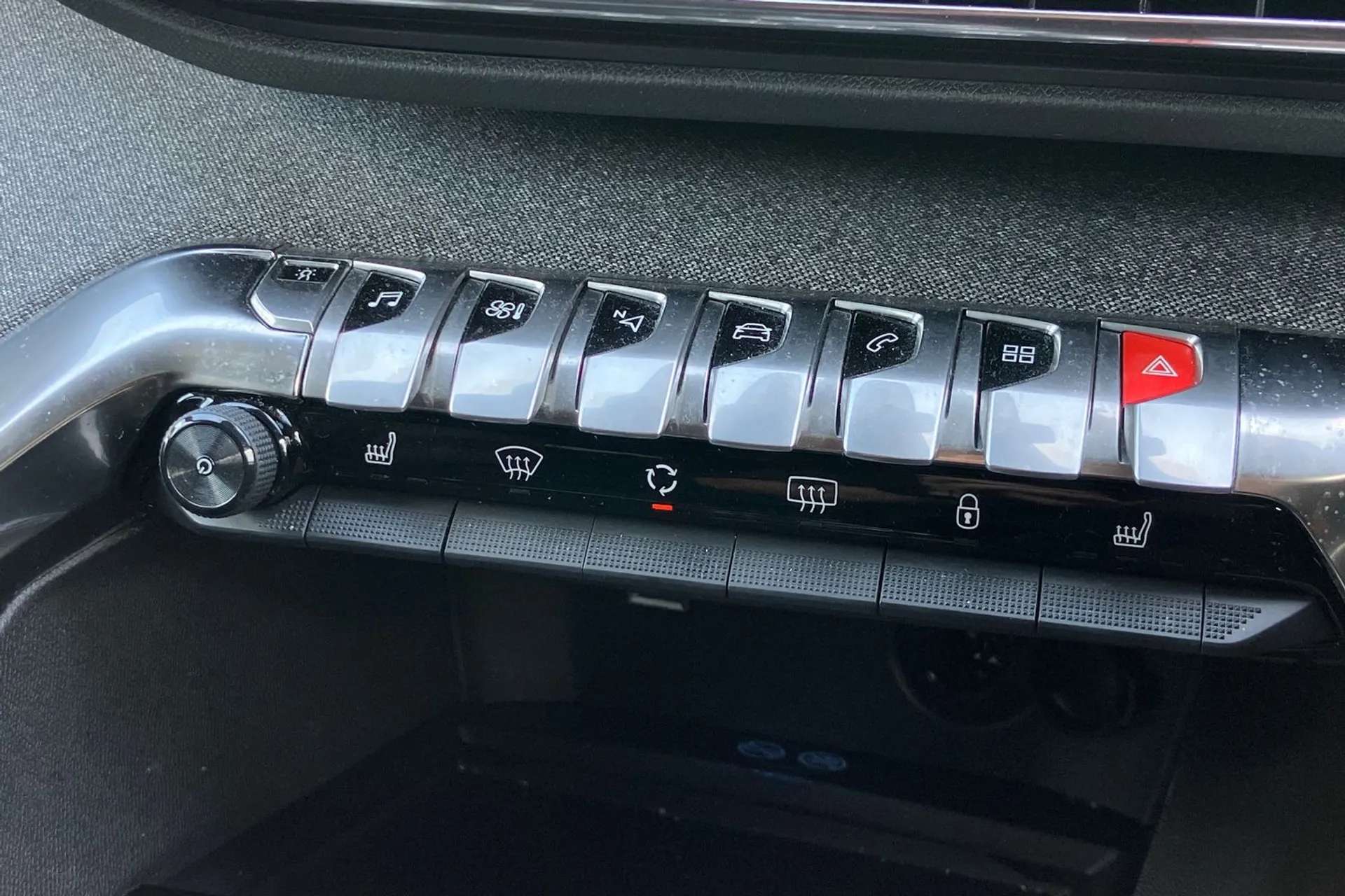 2019 PEUGEOT 5008 2019 PEUGEOT 5008