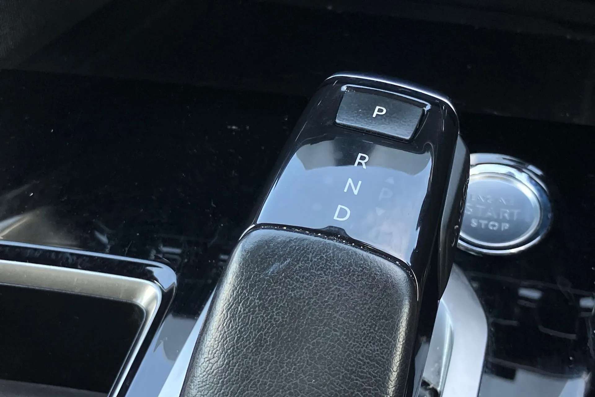 2019 PEUGEOT 5008 2019 PEUGEOT 5008