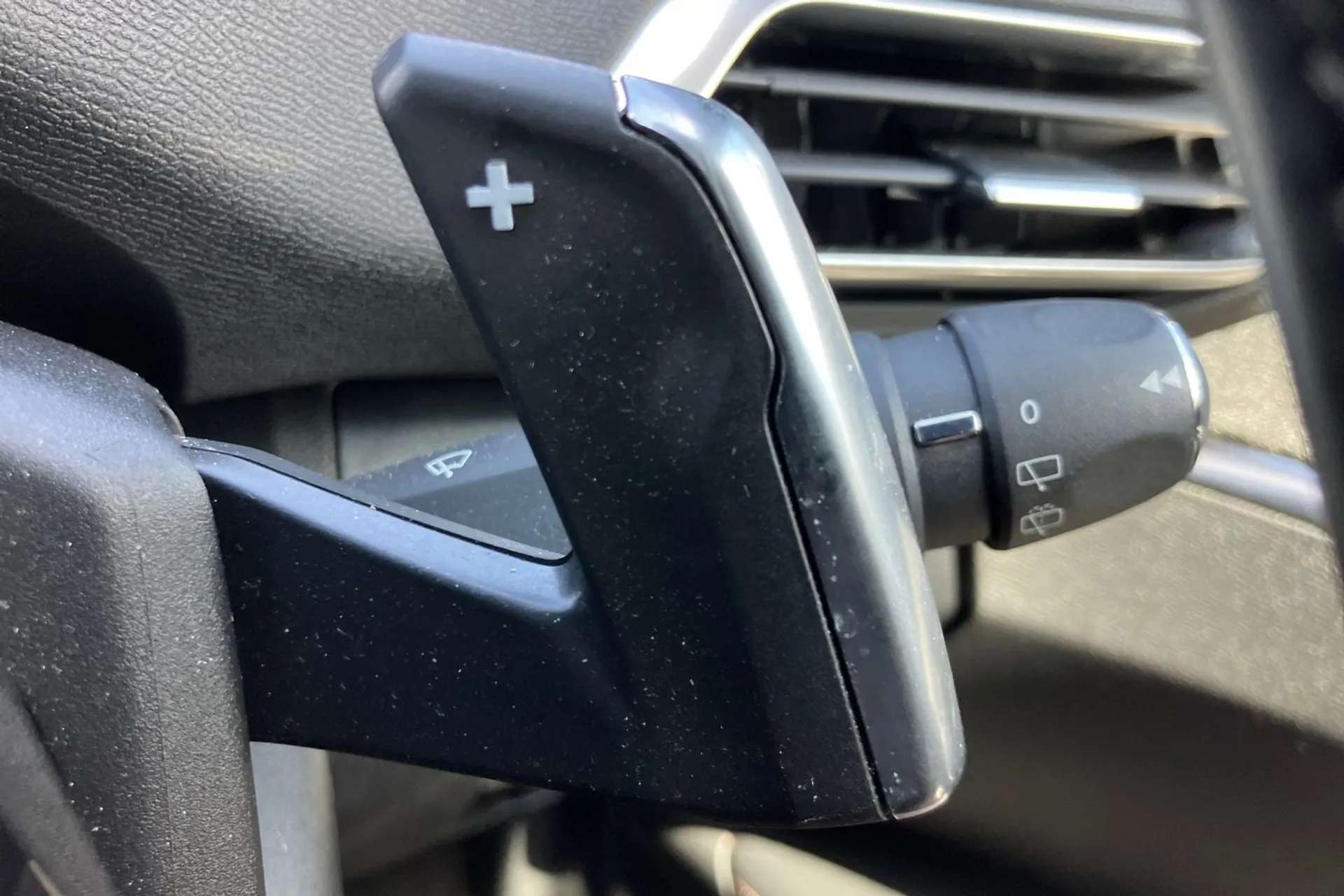 2019 PEUGEOT 5008 2019 PEUGEOT 5008