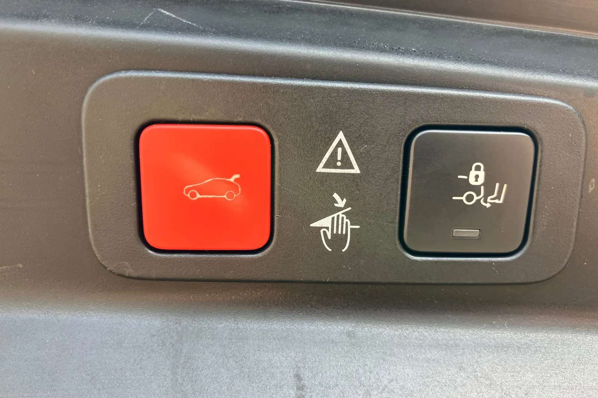 2019 PEUGEOT 5008 2019 PEUGEOT 5008