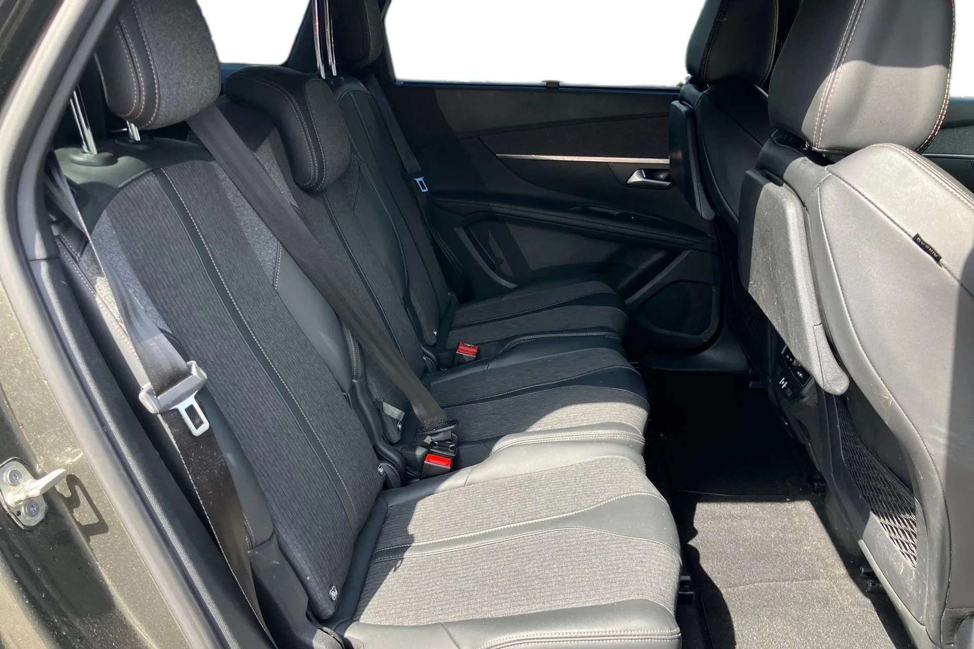 2019 PEUGEOT 5008 2019 PEUGEOT 5008
