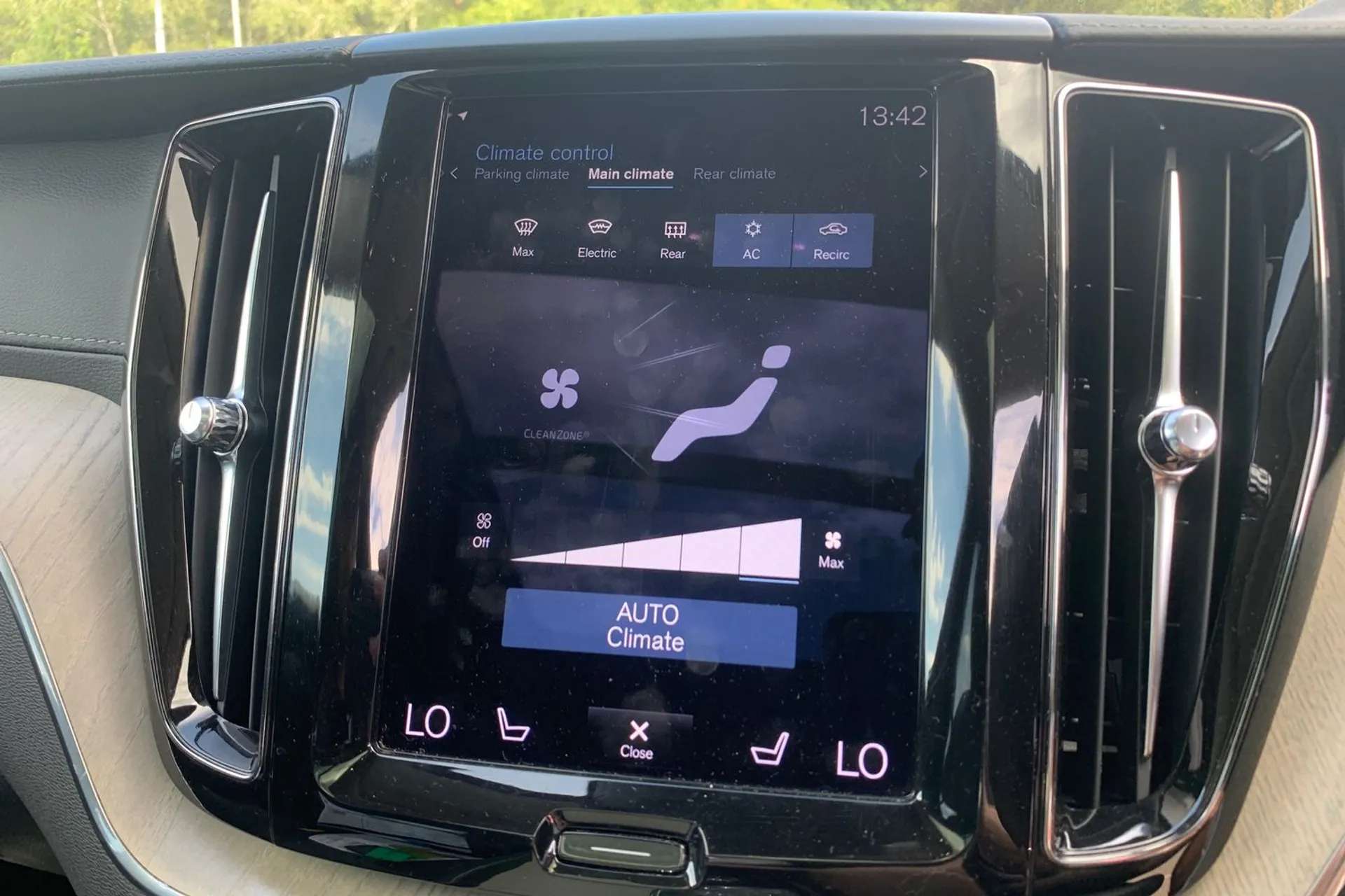 2020 VOLVO XC60 2020 VOLVO XC60