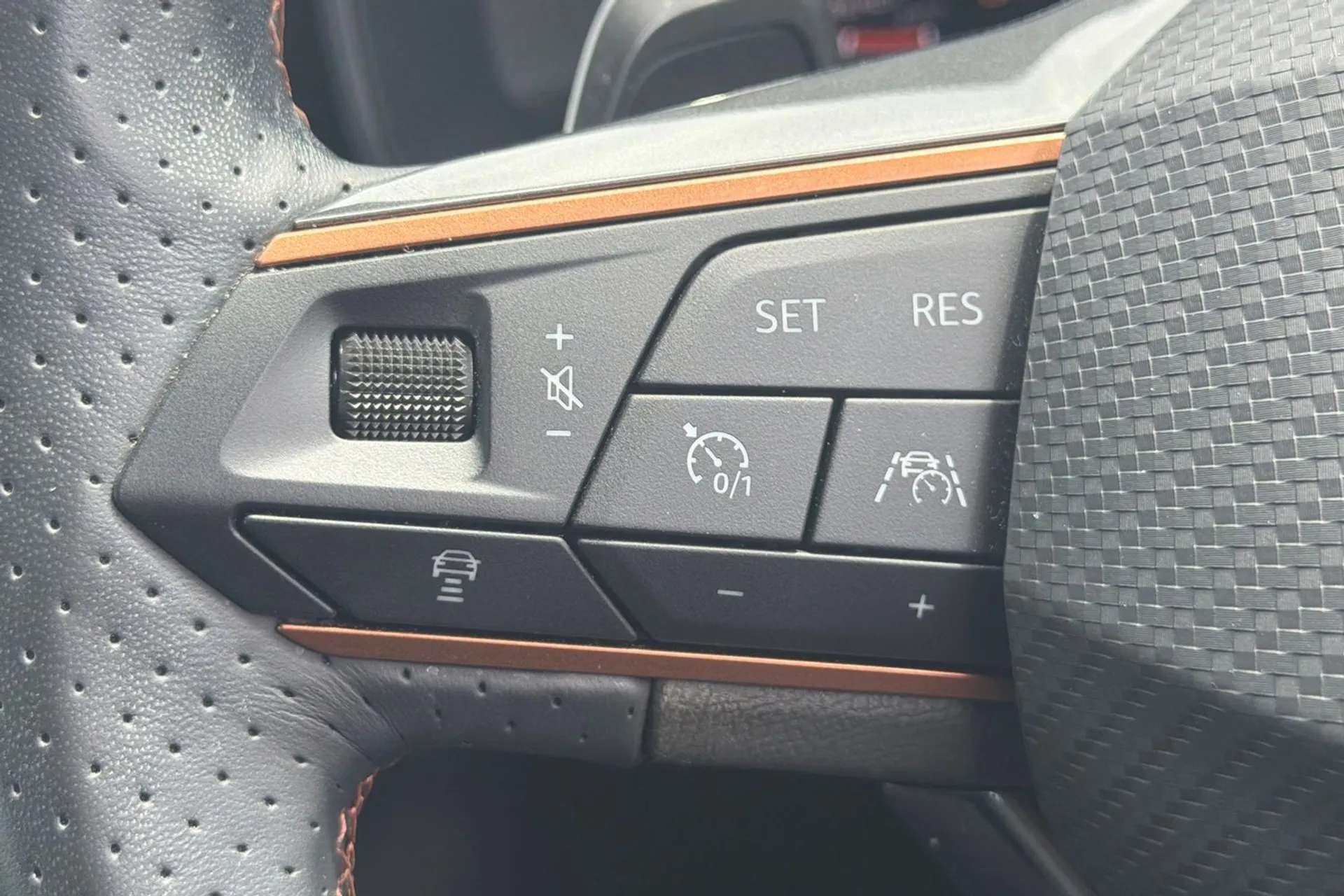 2023 CUPRA FORMENTOR 2023 CUPRA FORMENTOR