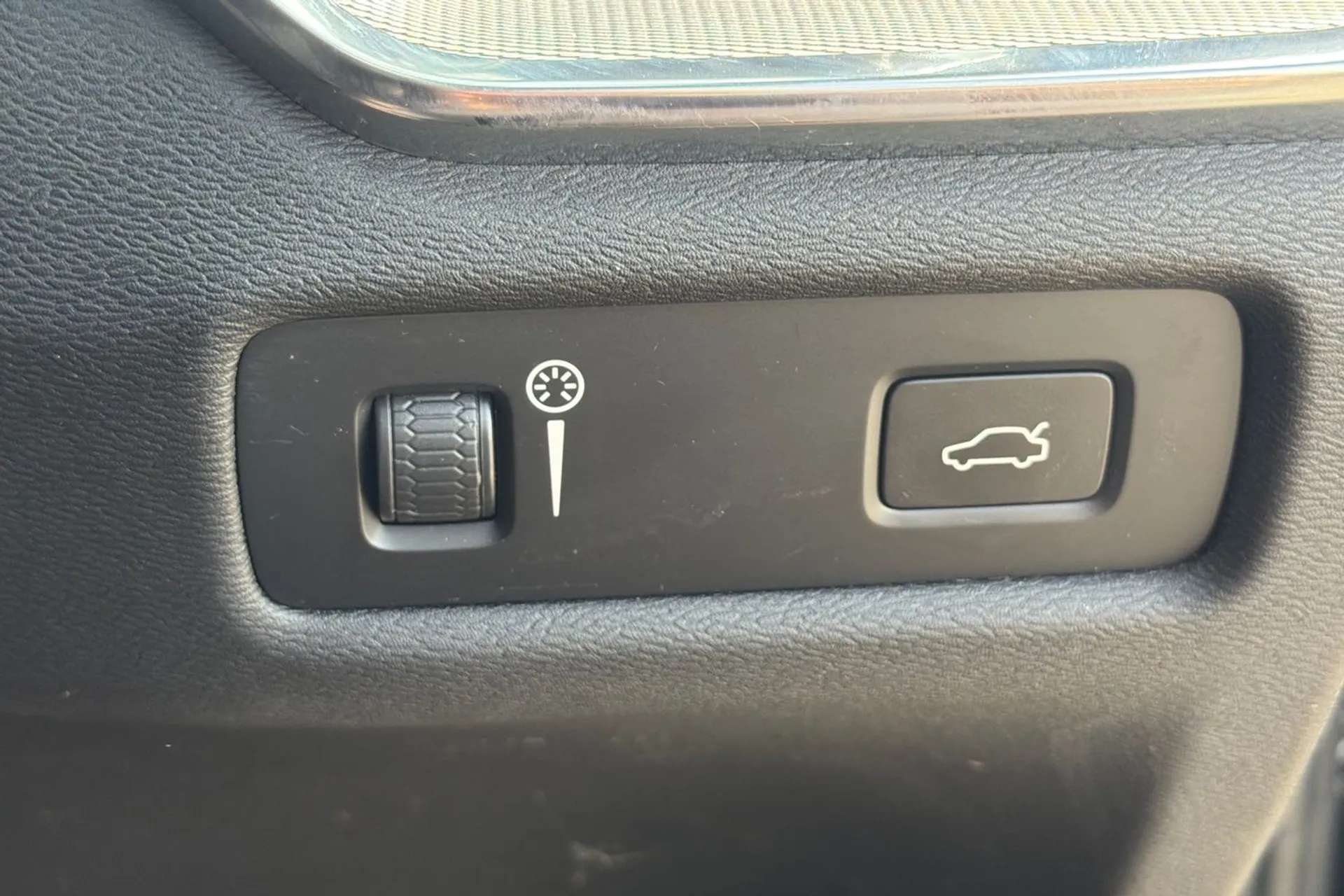 2022 VOLVO V60 2022 VOLVO V60