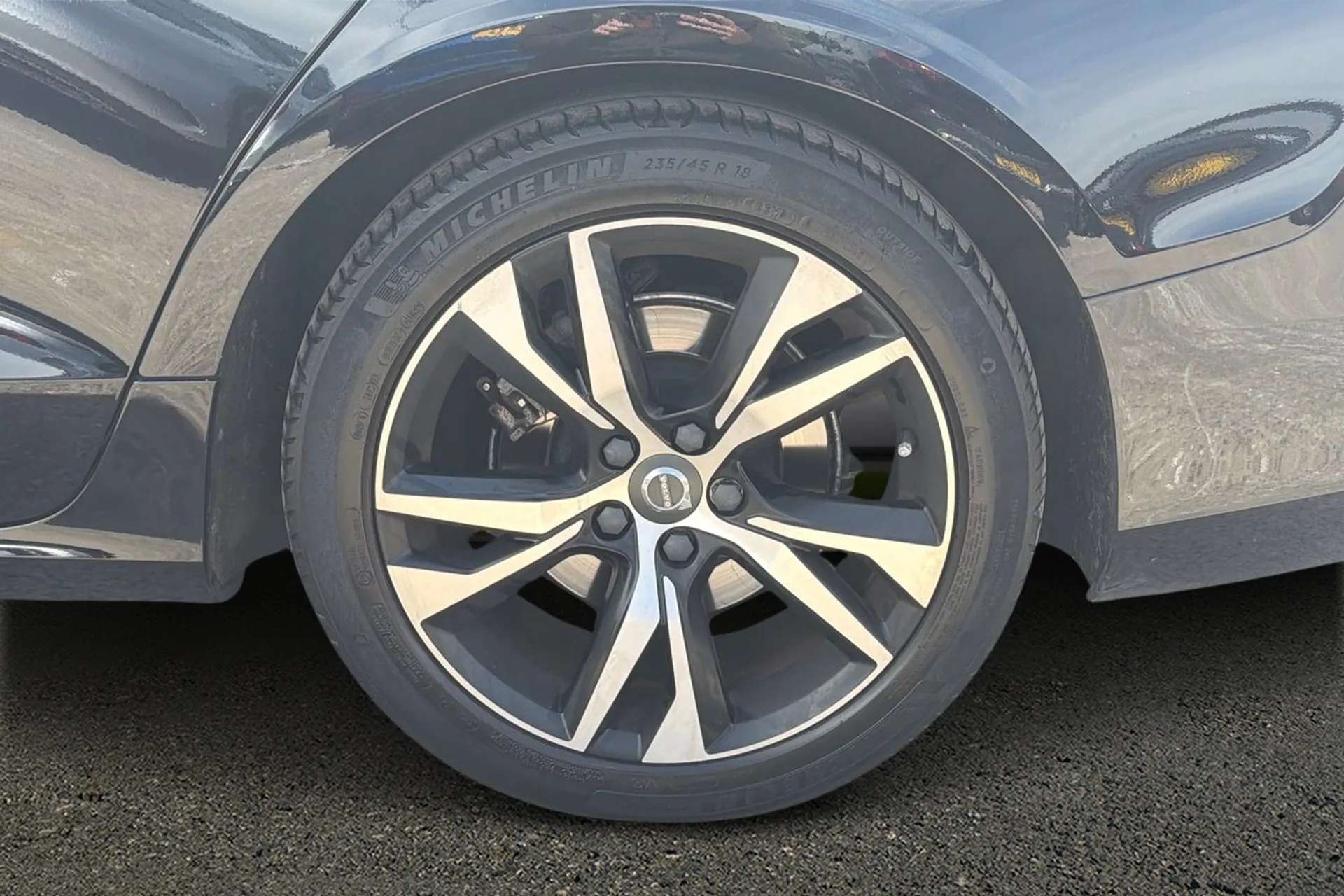 2022 VOLVO V60 2022 VOLVO V60
