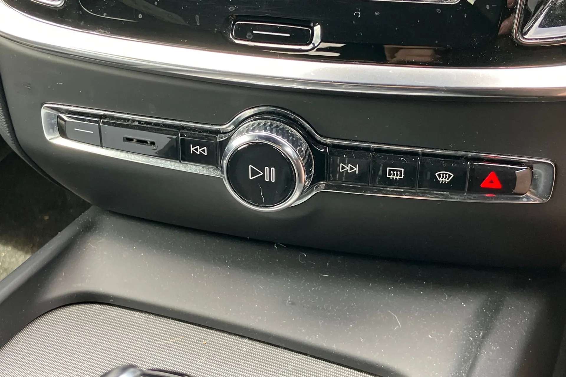 2020 VOLVO V60 2020 VOLVO V60