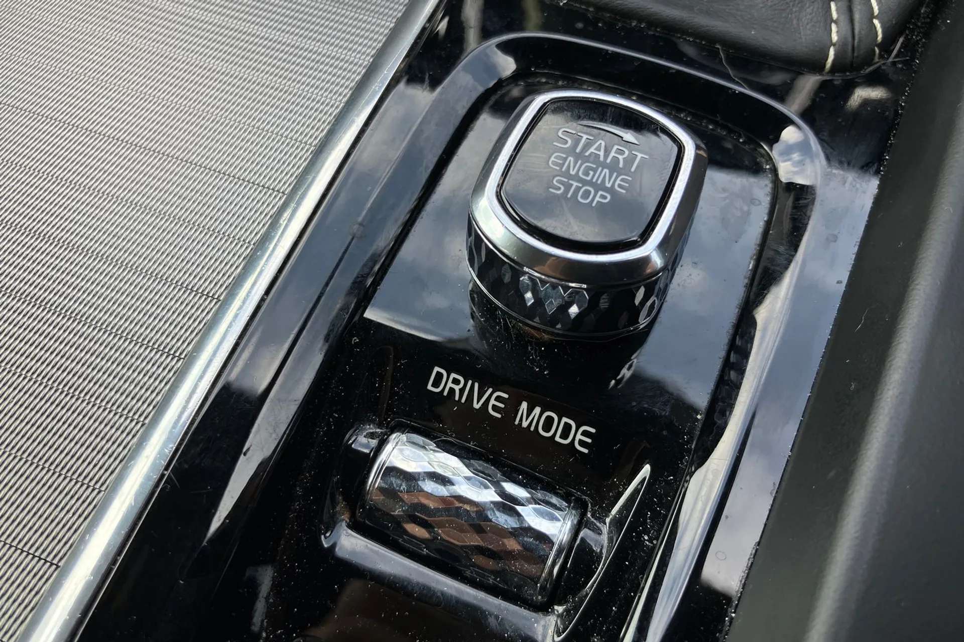 2020 VOLVO V60 2020 VOLVO V60