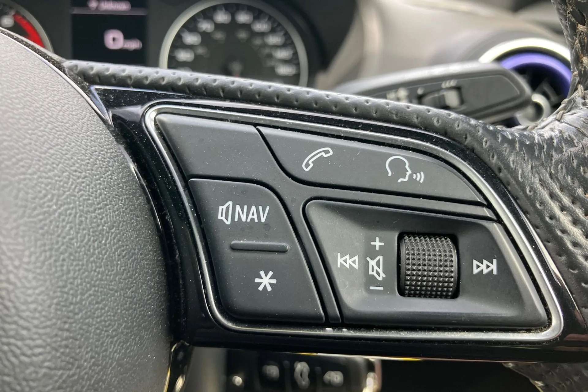 2020 AUDI Q2 2020 AUDI Q2