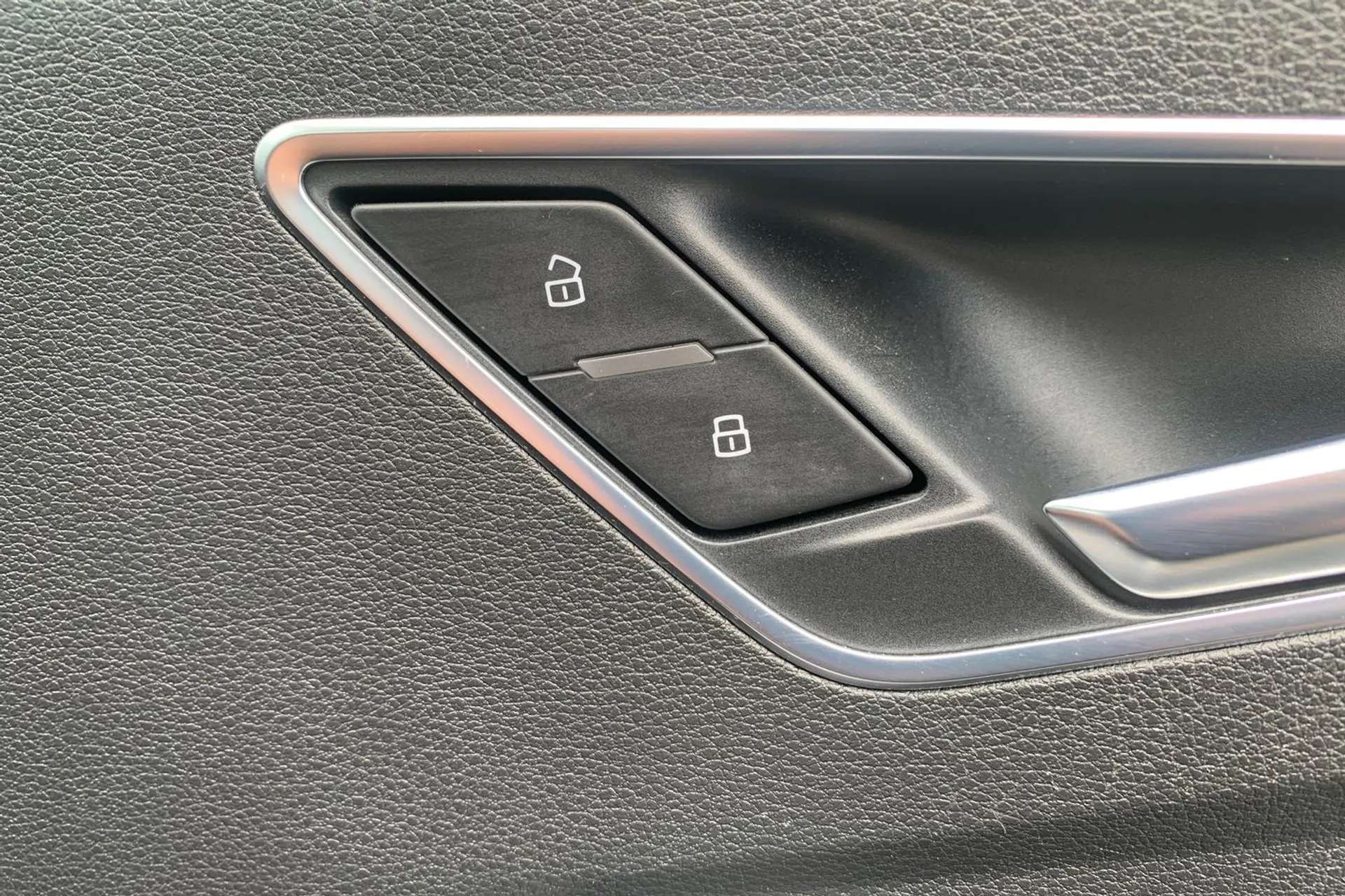2018 AUDI Q2 2018 AUDI Q2