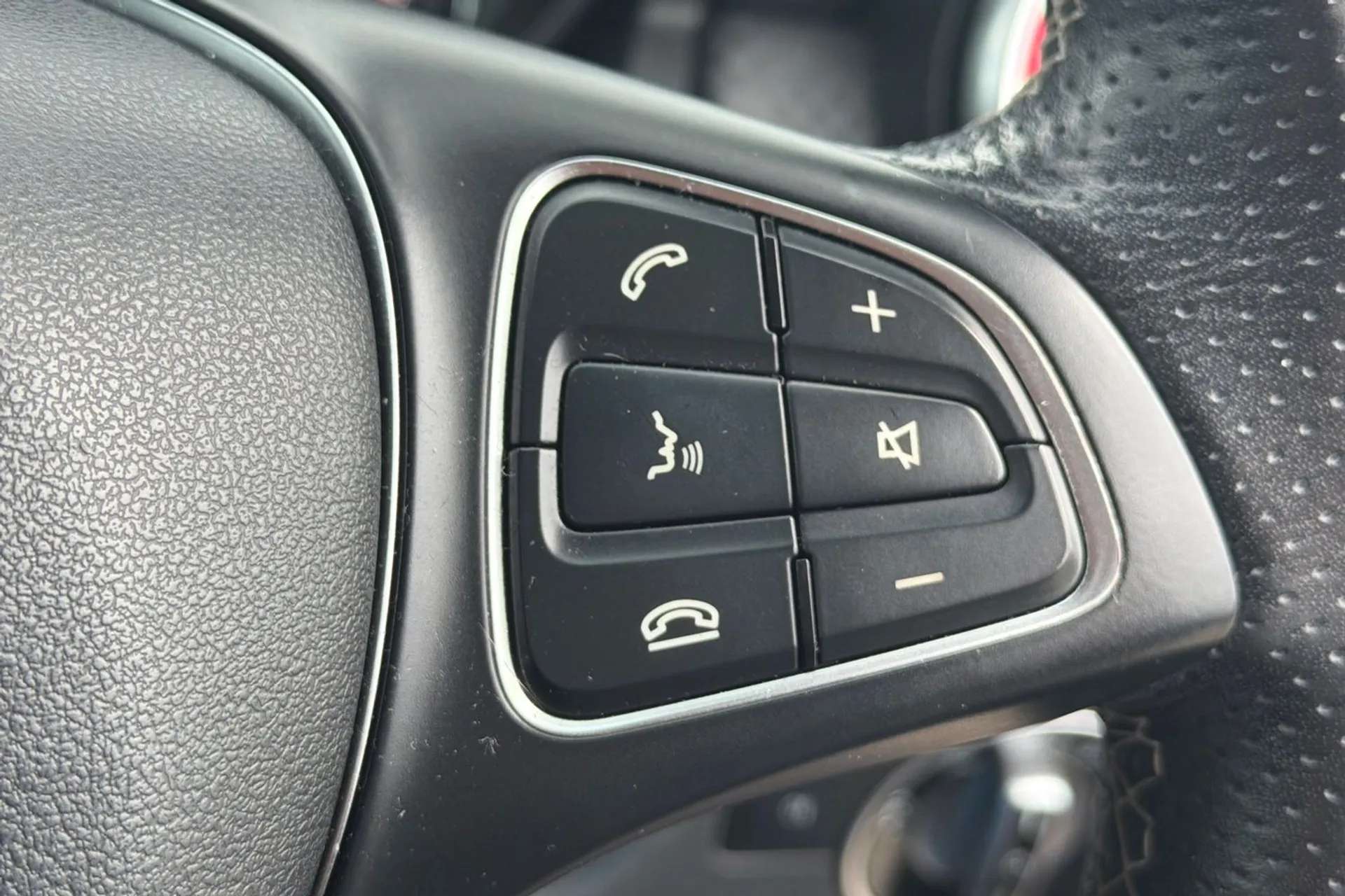 2018 MERCEDES-BENZ A CLASS 2018 MERCEDES-BENZ A CLASS