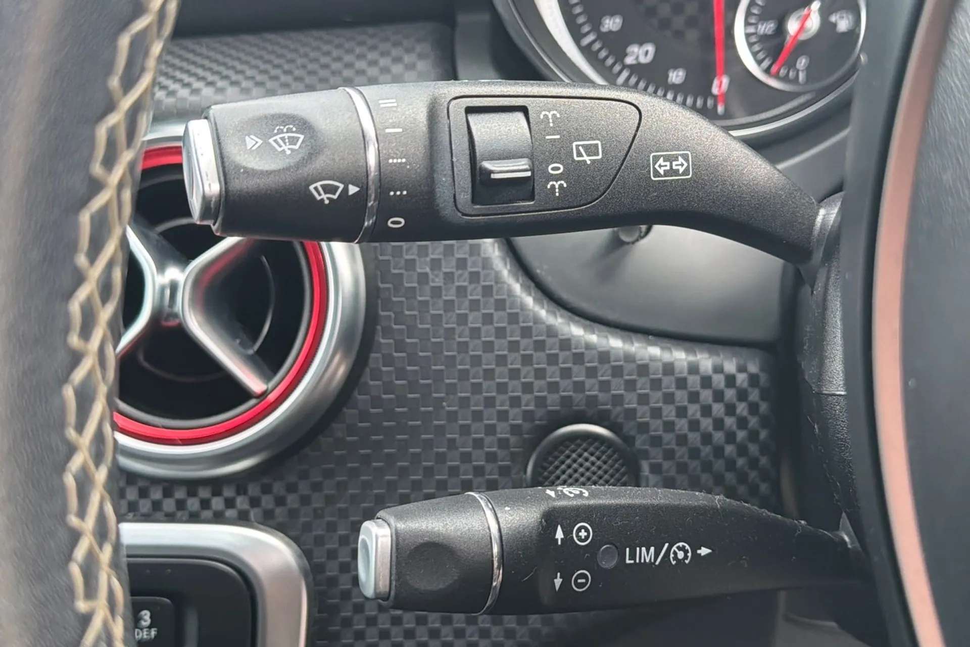 2018 MERCEDES-BENZ A CLASS 2018 MERCEDES-BENZ A CLASS