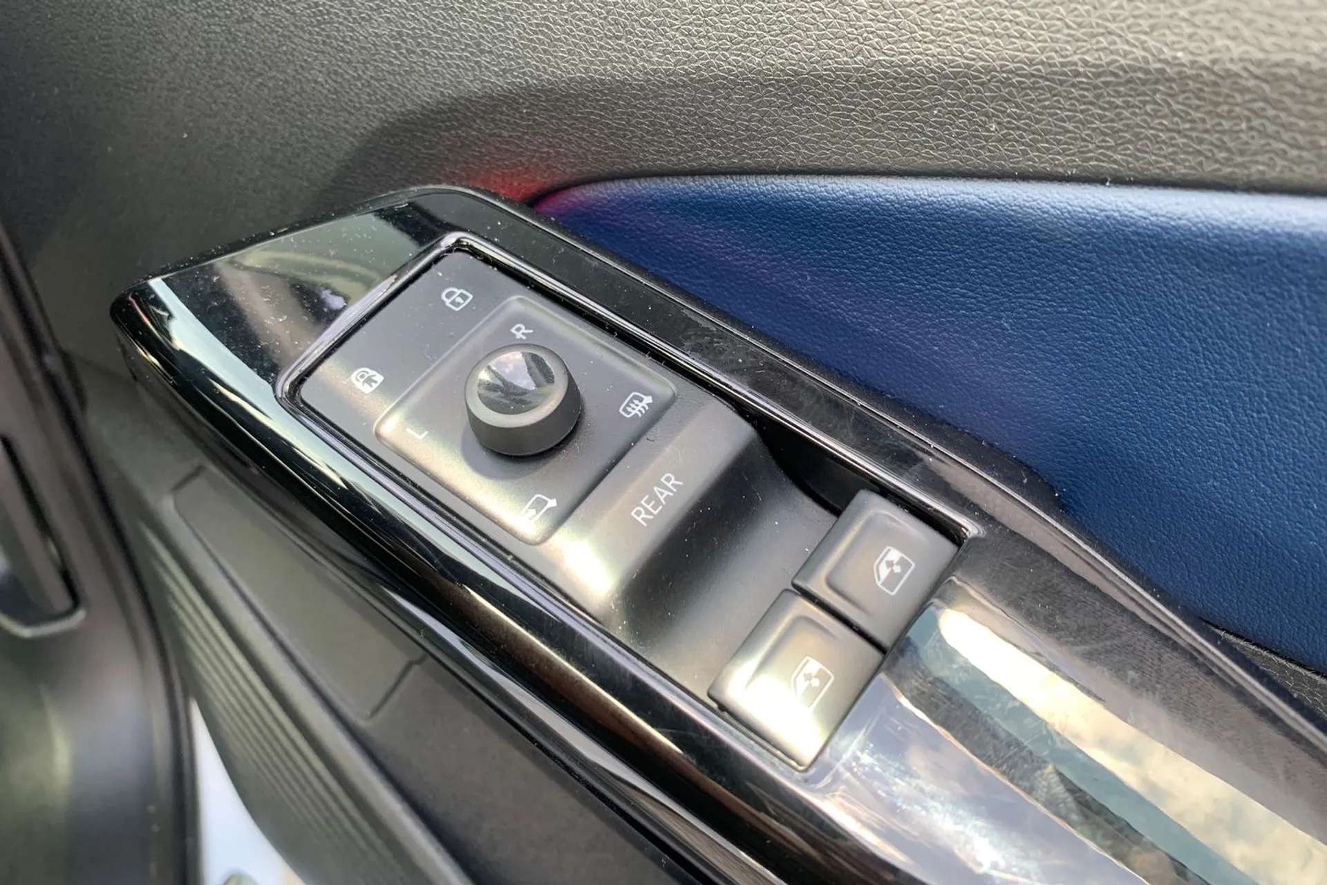 2022 VOLKSWAGEN ID.4 2022 VOLKSWAGEN ID.4