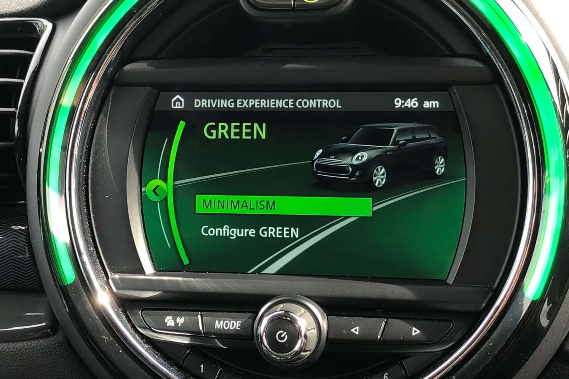 2018 MINI CLUBMAN 2018 MINI CLUBMAN