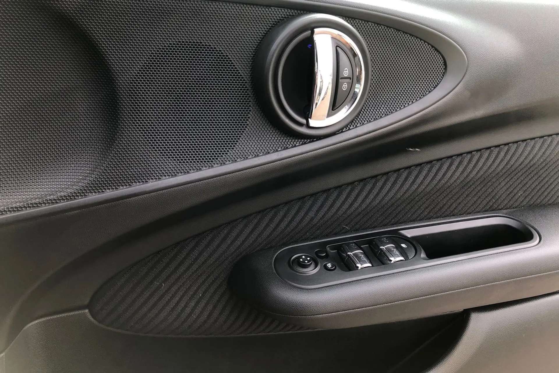 2018 MINI CLUBMAN 2018 MINI CLUBMAN