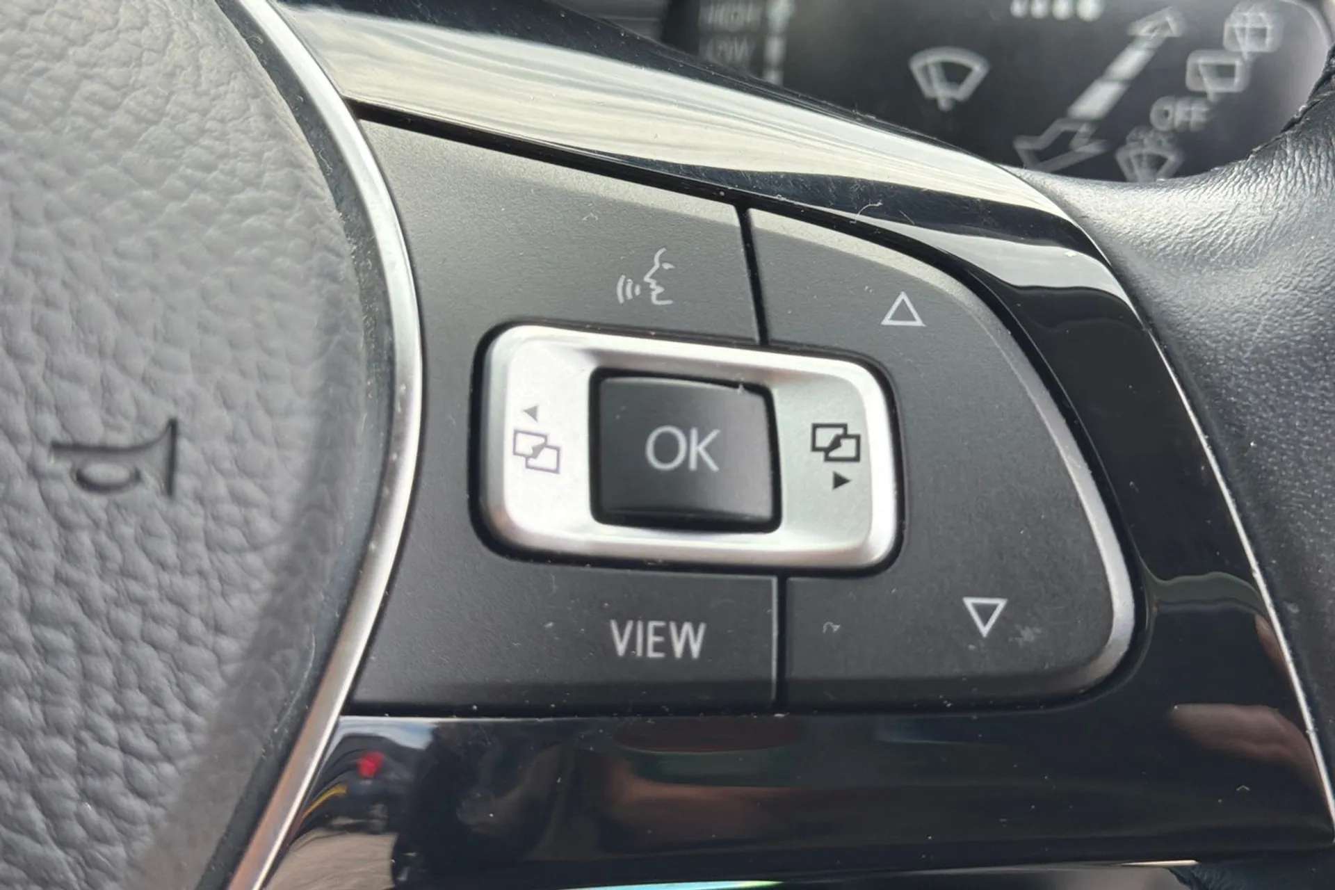 2019 VOLKSWAGEN POLO 2019 VOLKSWAGEN POLO