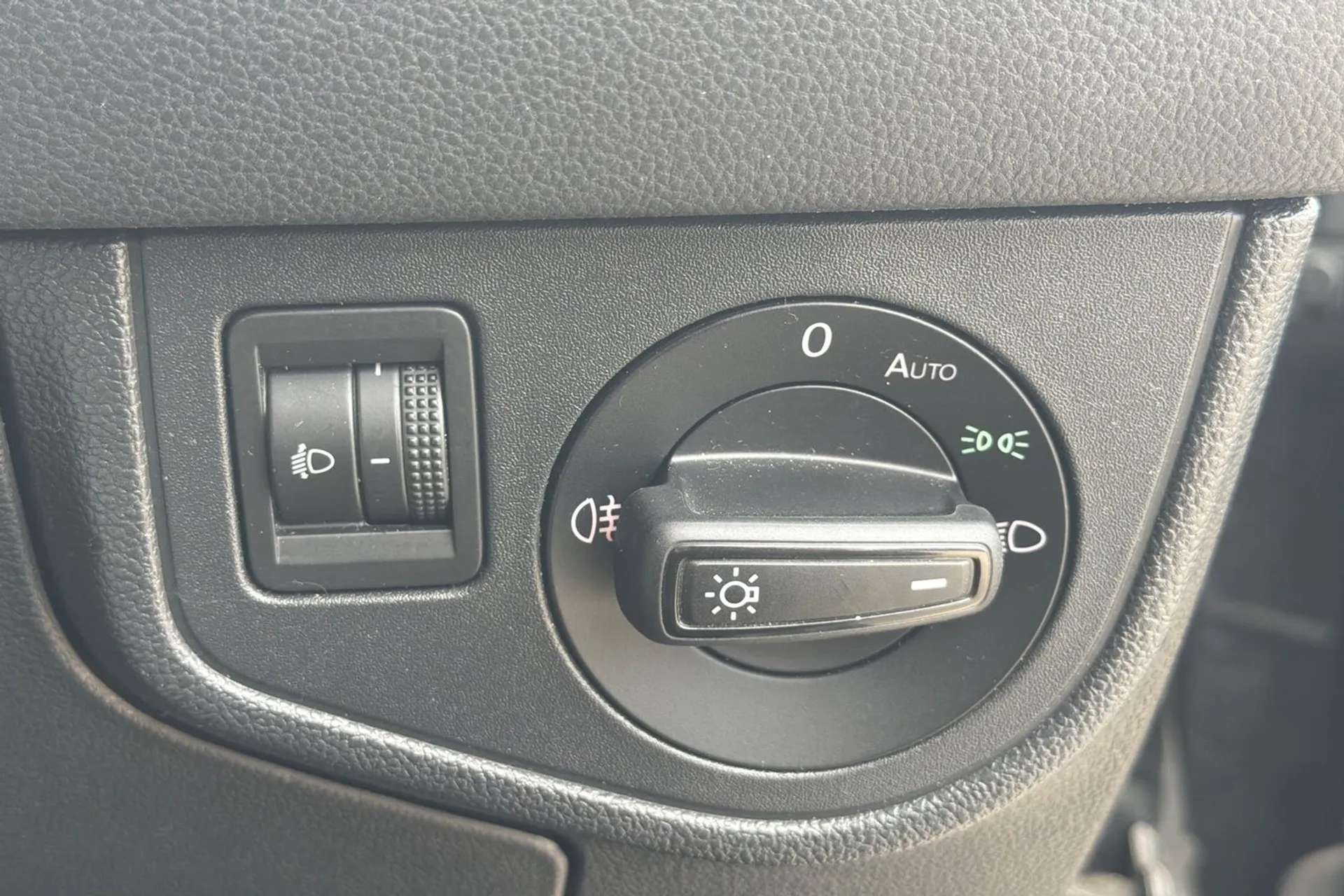 2019 VOLKSWAGEN POLO 2019 VOLKSWAGEN POLO