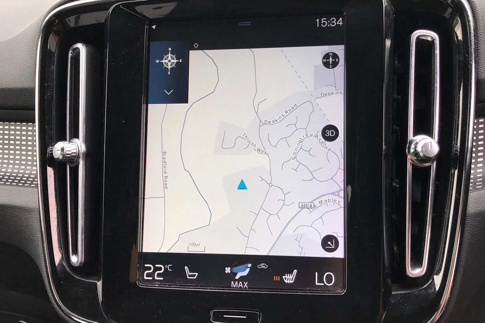 2019 VOLVO XC40 2019 VOLVO XC40