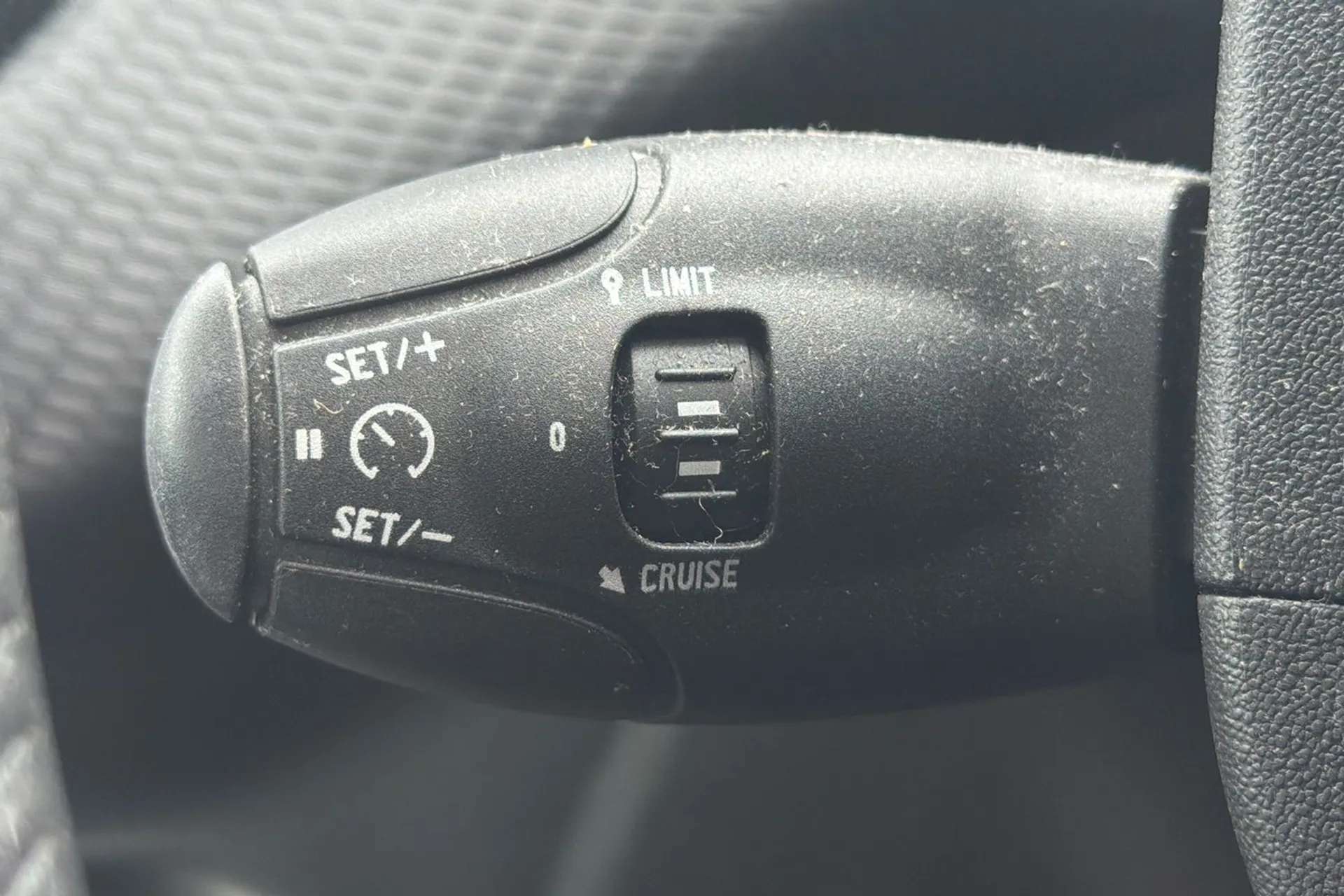 2018 PEUGEOT 208 2018 PEUGEOT 208