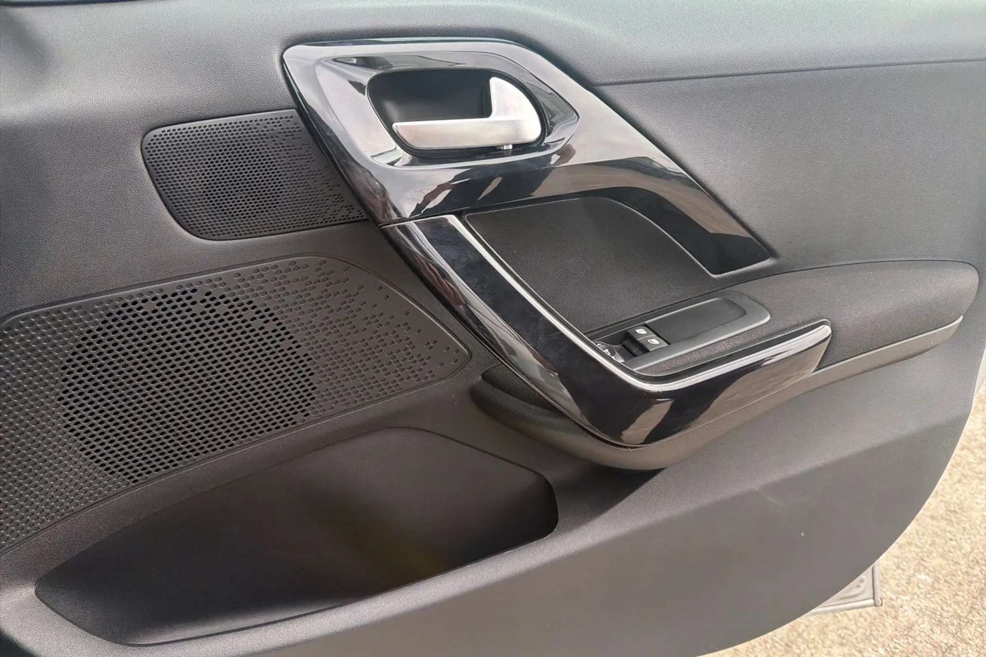 2018 PEUGEOT 208 2018 PEUGEOT 208