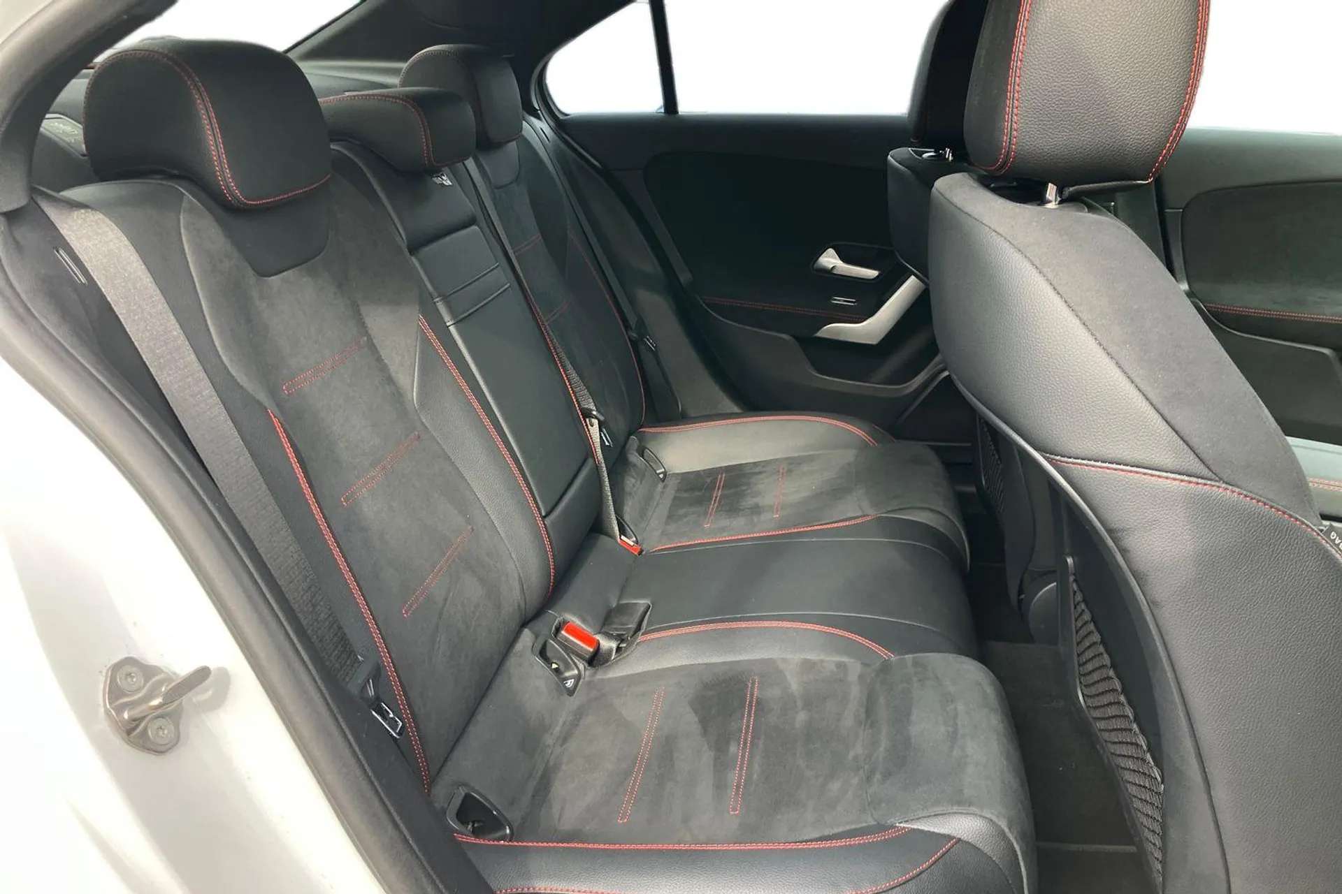 2021 MERCEDES-BENZ A CLASS 2021 MERCEDES-BENZ A CLASS