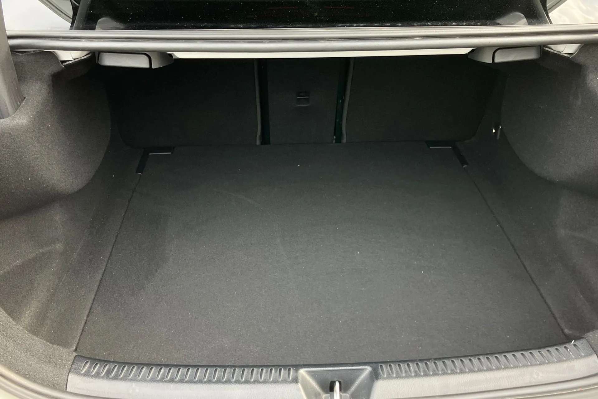 2021 MERCEDES-BENZ A CLASS 2021 MERCEDES-BENZ A CLASS