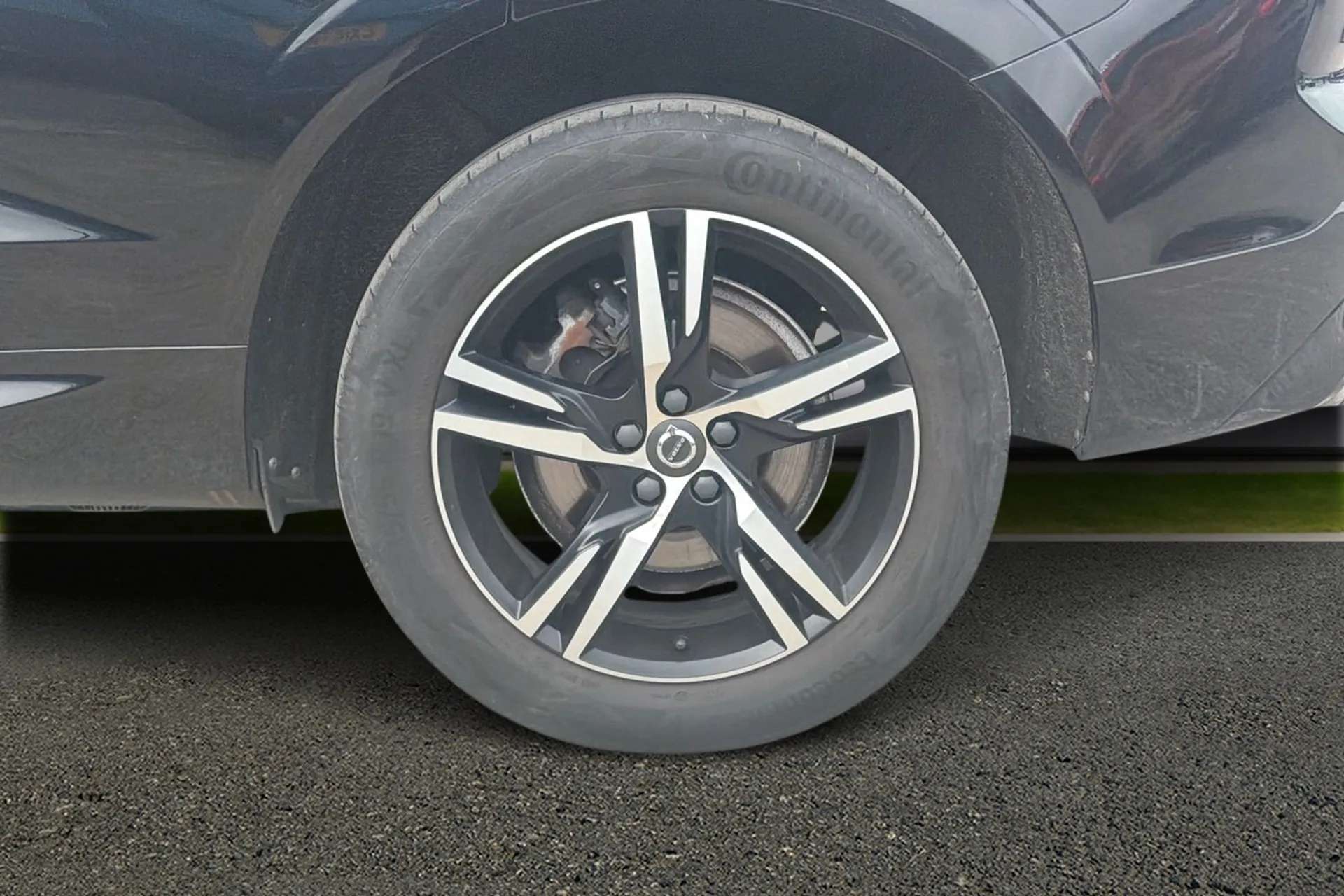 2017 VOLVO XC60 2017 VOLVO XC60