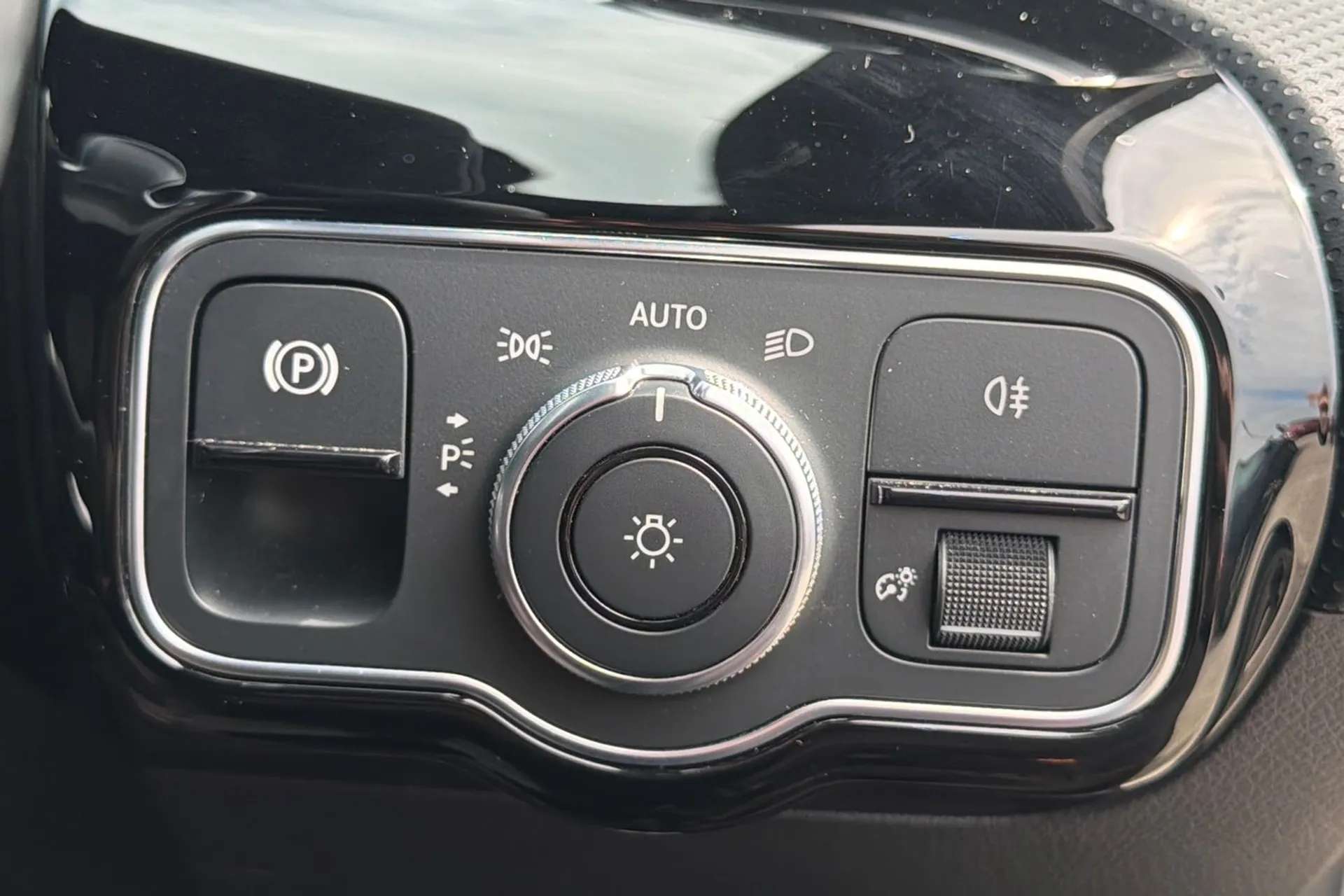 2020 MERCEDES-BENZ A CLASS 2020 MERCEDES-BENZ A CLASS