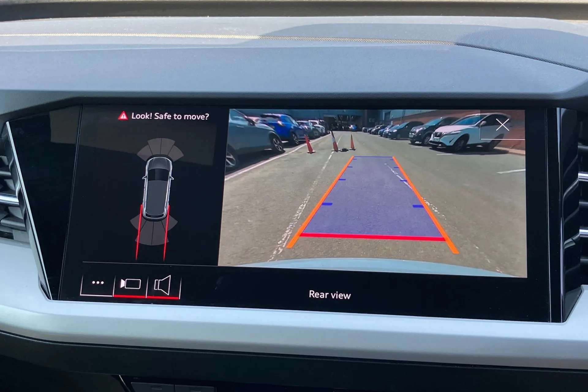 2022 AUDI Q4 2022 AUDI Q4