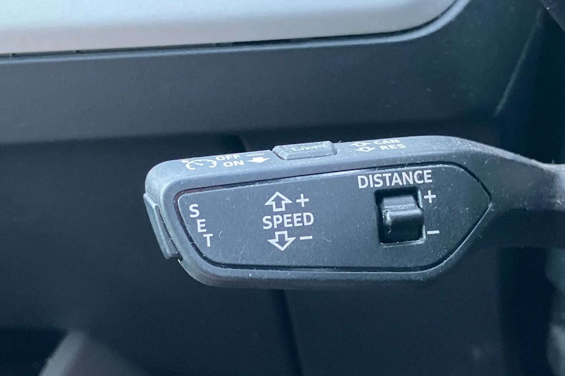 2022 AUDI Q4 2022 AUDI Q4