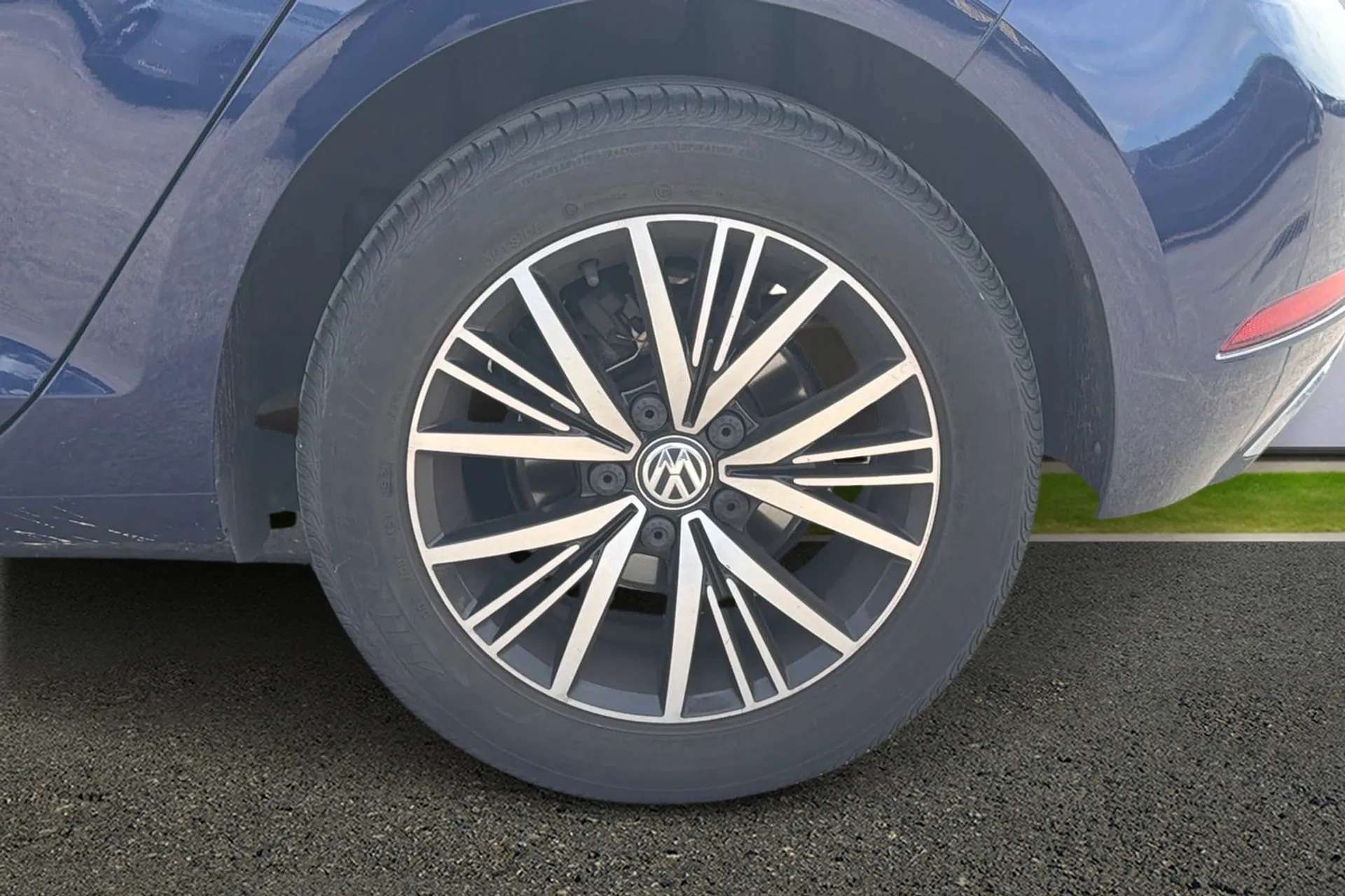 2018 VOLKSWAGEN GOLF 2018 VOLKSWAGEN GOLF