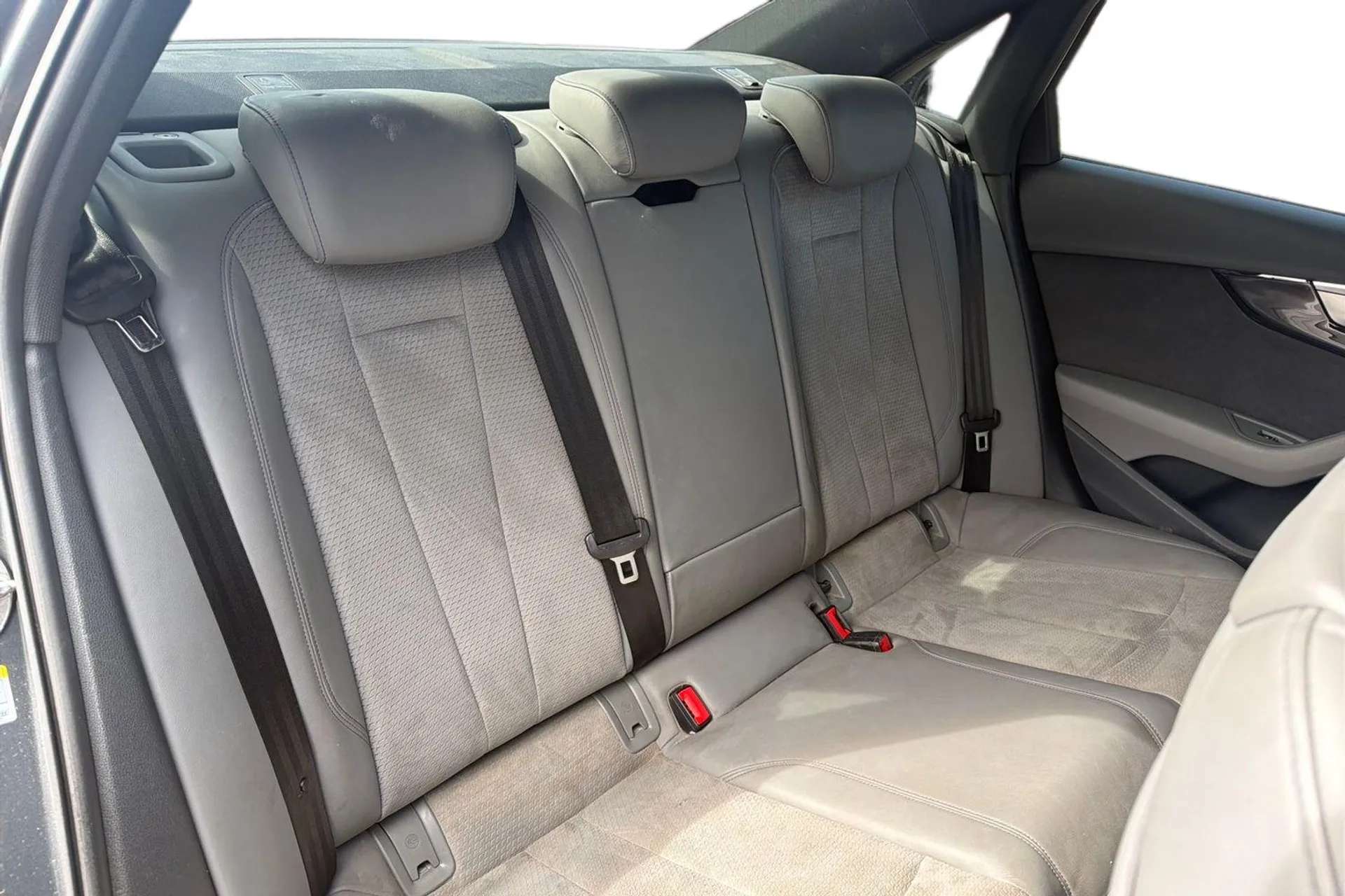 2023 AUDI A4 2023 AUDI A4