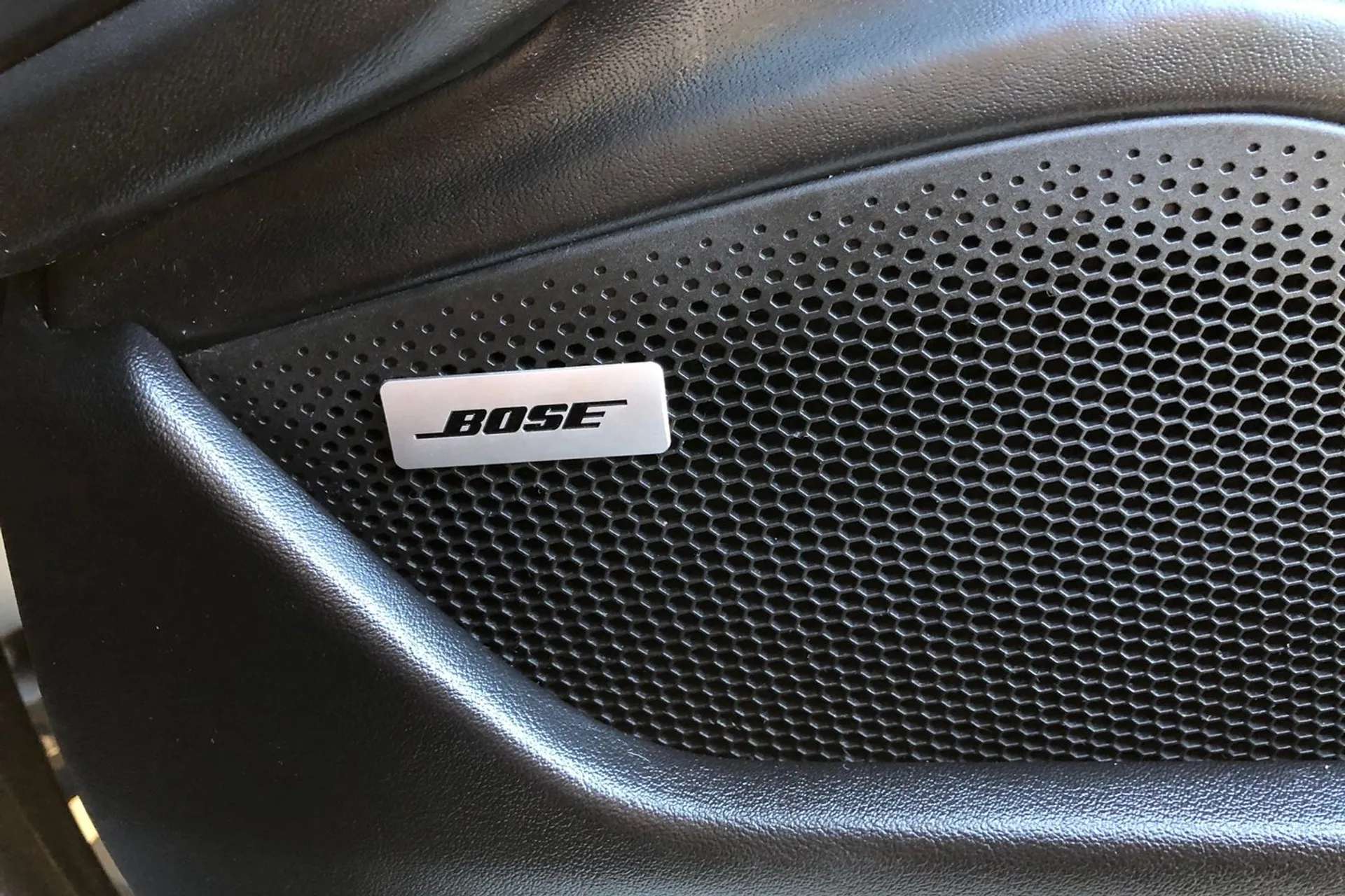 2020 PORSCHE TAYCAN 2020 PORSCHE TAYCAN