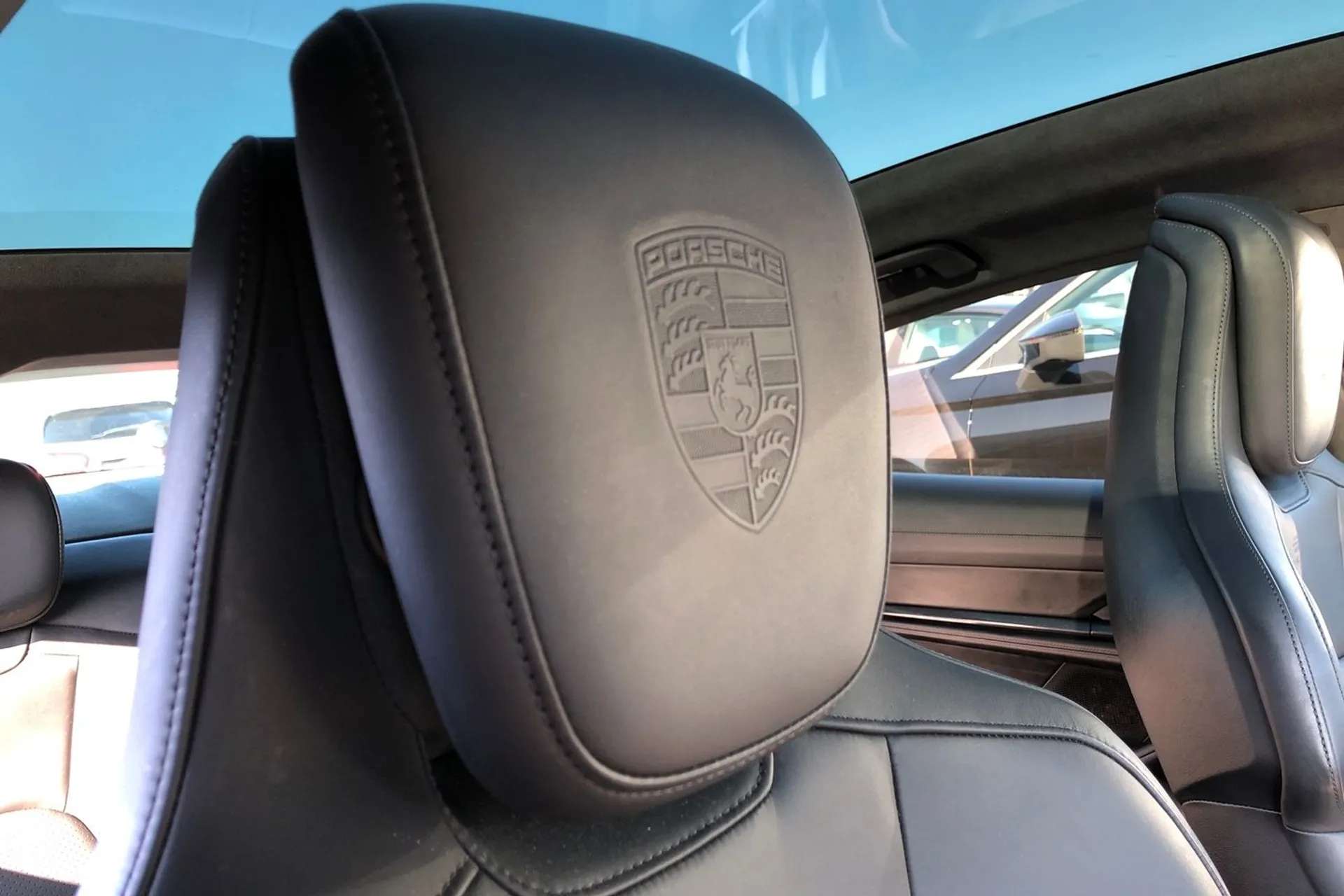 2020 PORSCHE TAYCAN 2020 PORSCHE TAYCAN