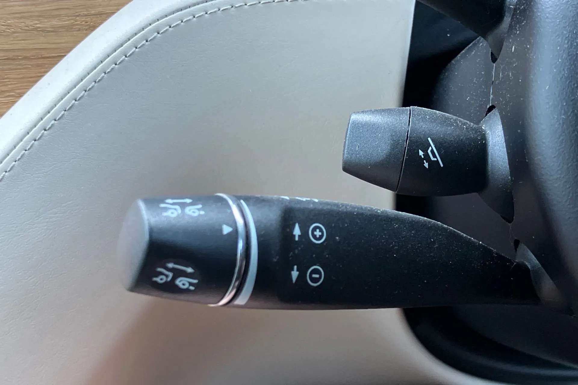 2019 TESLA MODEL X 2019 TESLA MODEL X