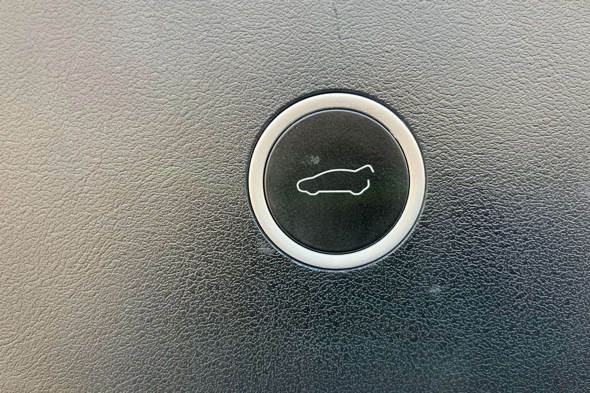 2019 TESLA MODEL X 2019 TESLA MODEL X