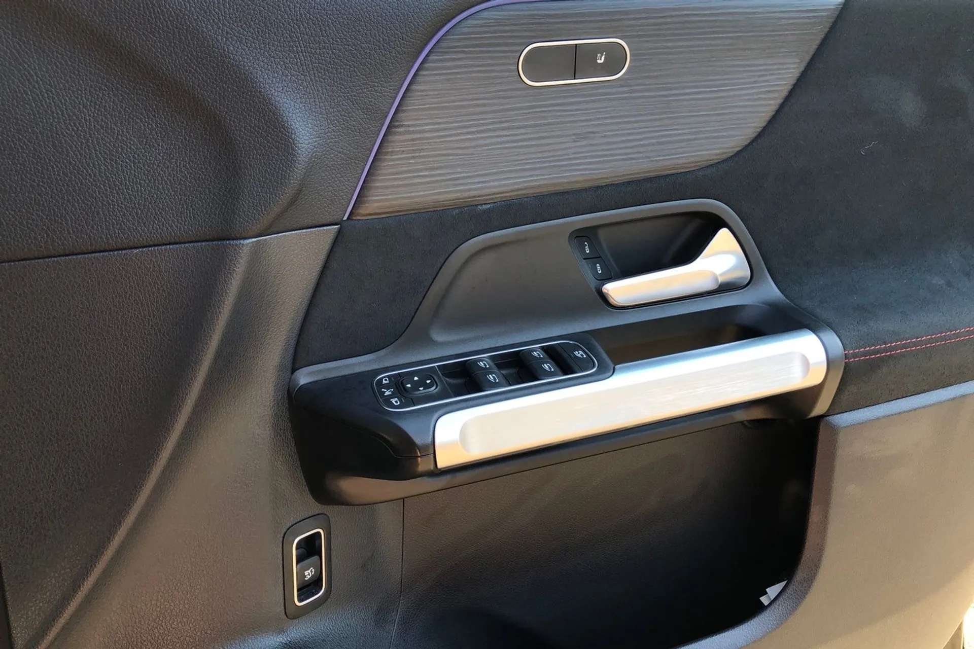 2022 MERCEDES-BENZ EQB 2022 MERCEDES-BENZ EQB