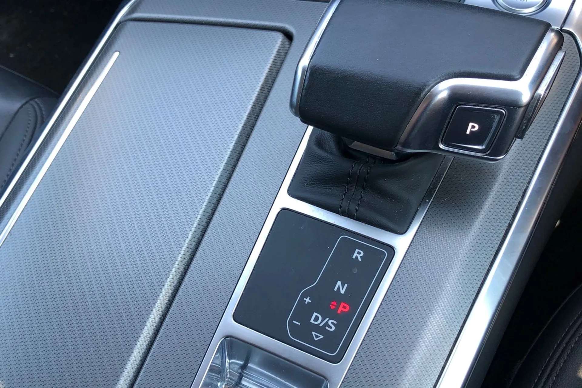 2020 AUDI A6 2020 AUDI A6