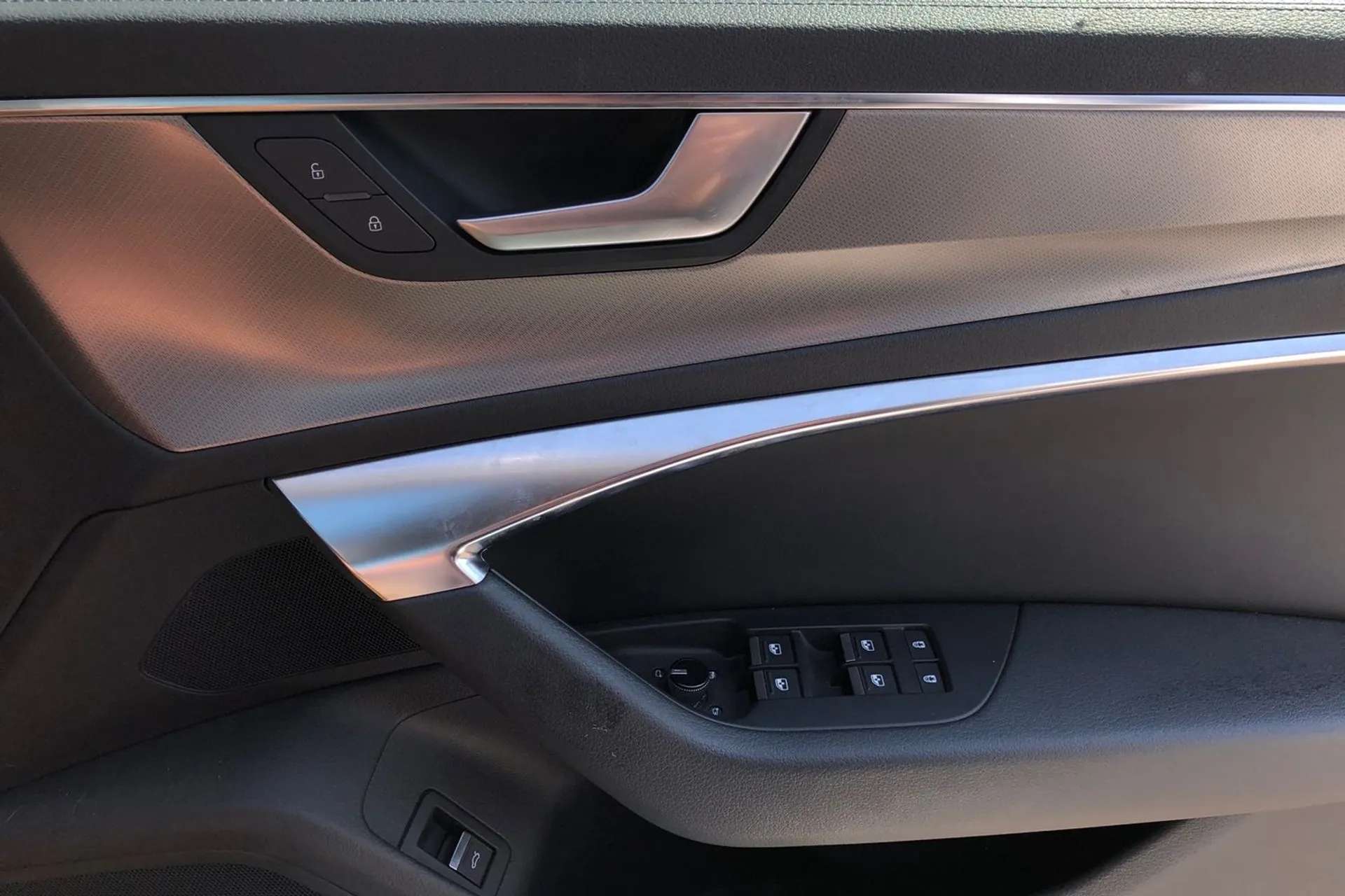 2020 AUDI A6 2020 AUDI A6