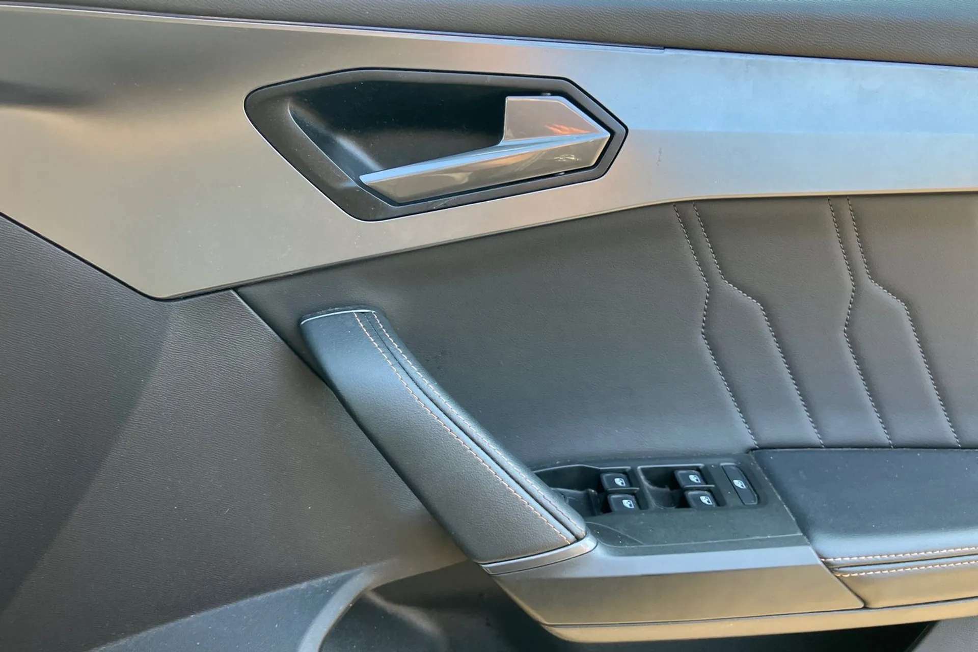 2024 CUPRA LEON 2024 CUPRA LEON