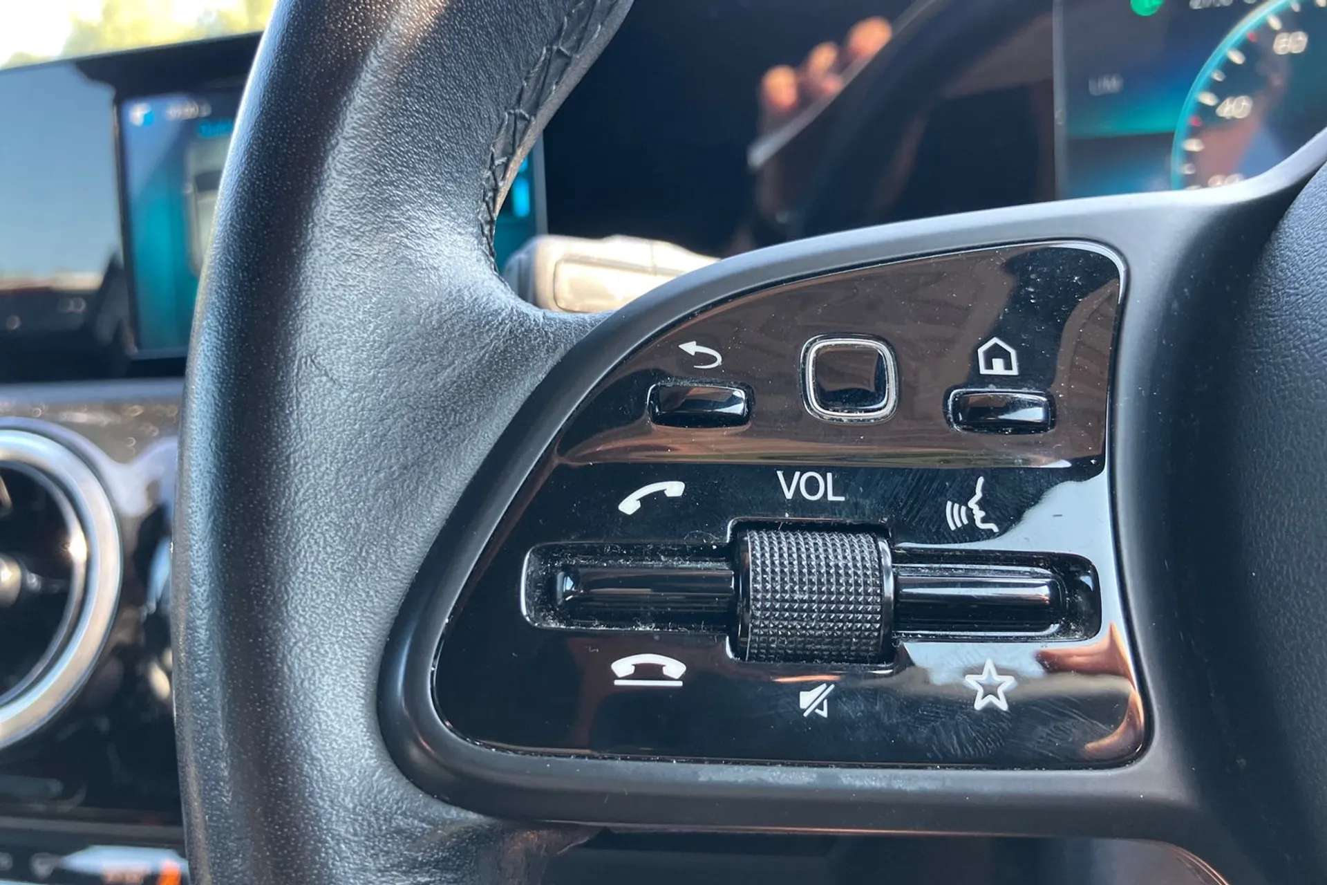 2020 MERCEDES-BENZ A CLASS 2020 MERCEDES-BENZ A CLASS
