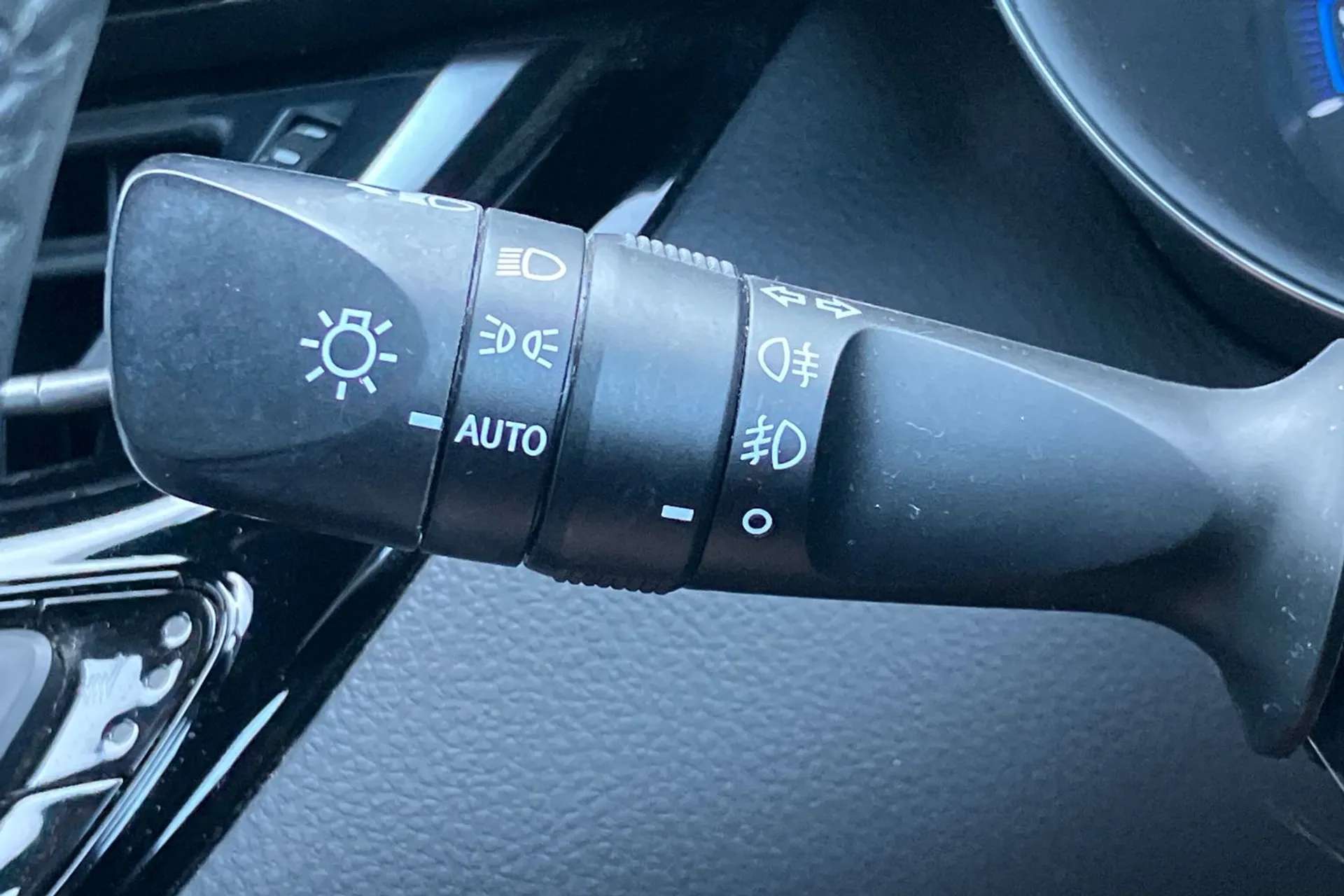 2021 TOYOTA C-HR 2021 TOYOTA C-HR