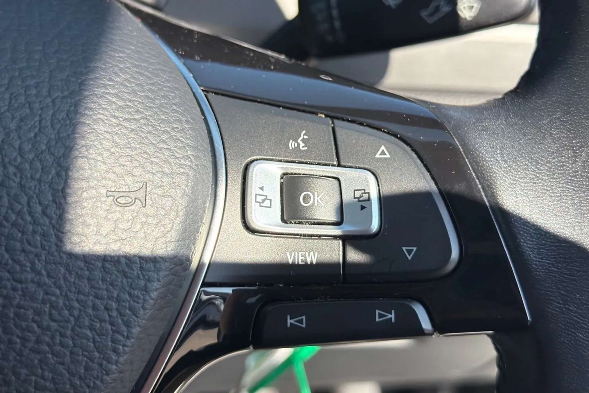 2021 VOLKSWAGEN TOURAN 2021 VOLKSWAGEN TOURAN