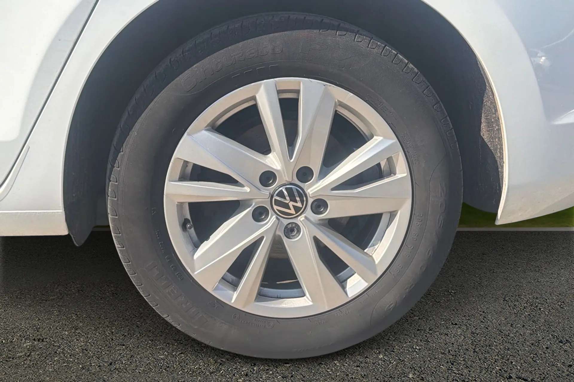 2021 VOLKSWAGEN TOURAN 2021 VOLKSWAGEN TOURAN