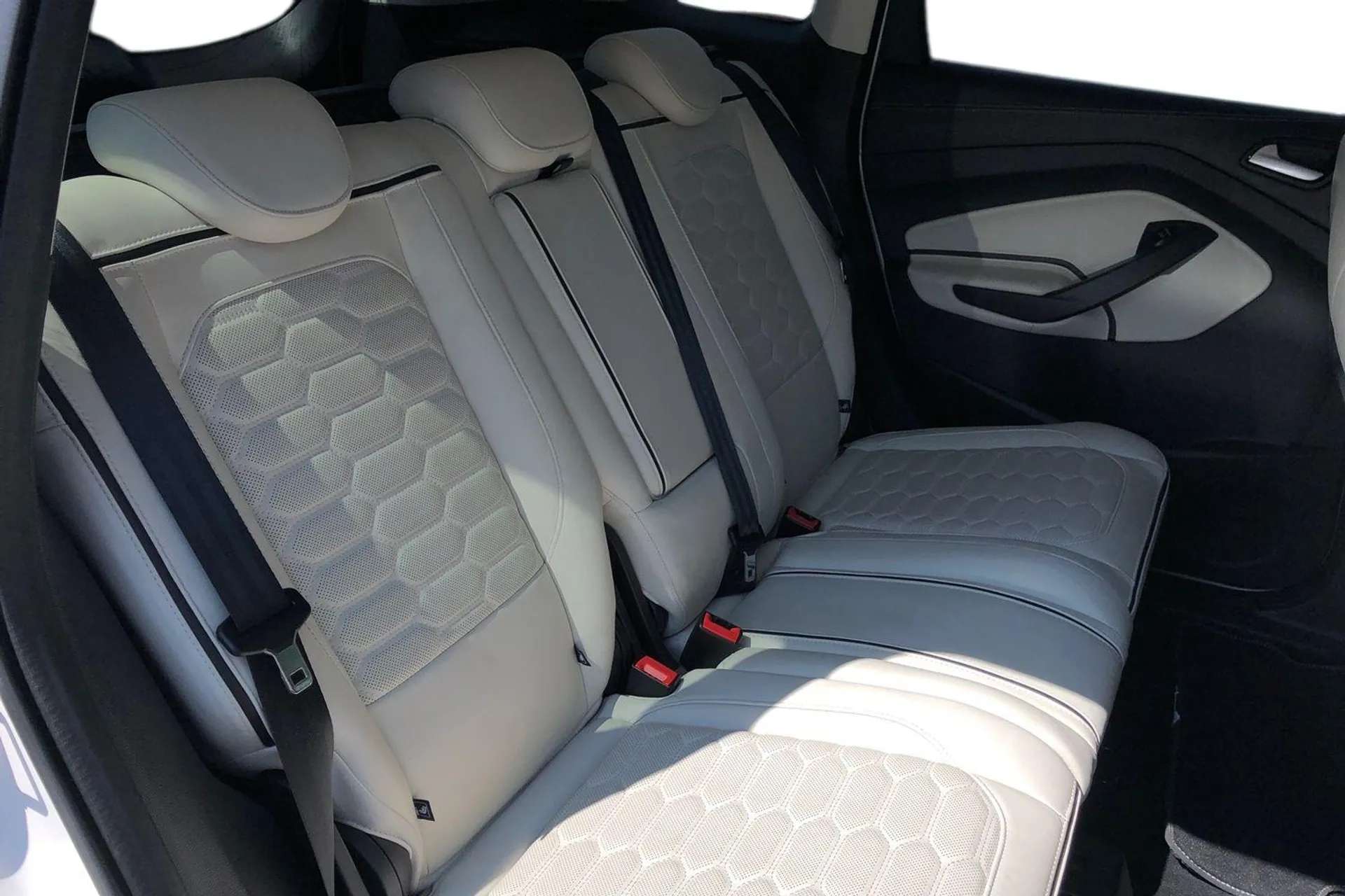 2018 FORD KUGA VIGNALE 2018 FORD KUGA VIGNALE