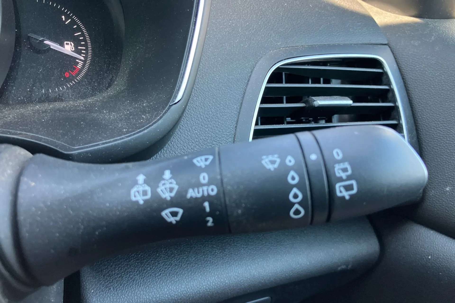 2018 RENAULT MEGANE 2018 RENAULT MEGANE
