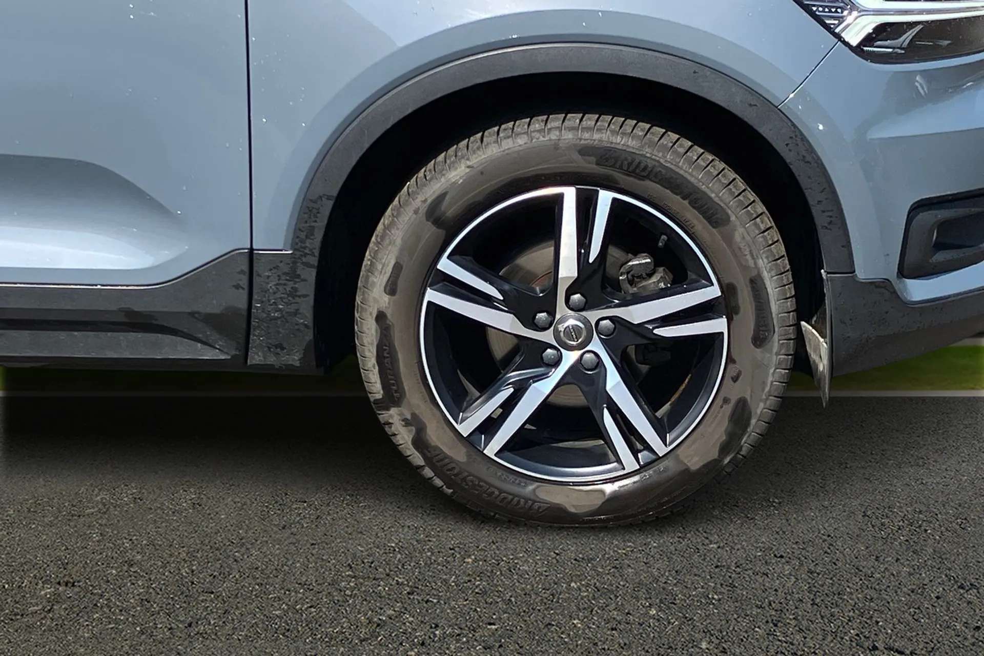 2020 VOLVO XC40 2020 VOLVO XC40