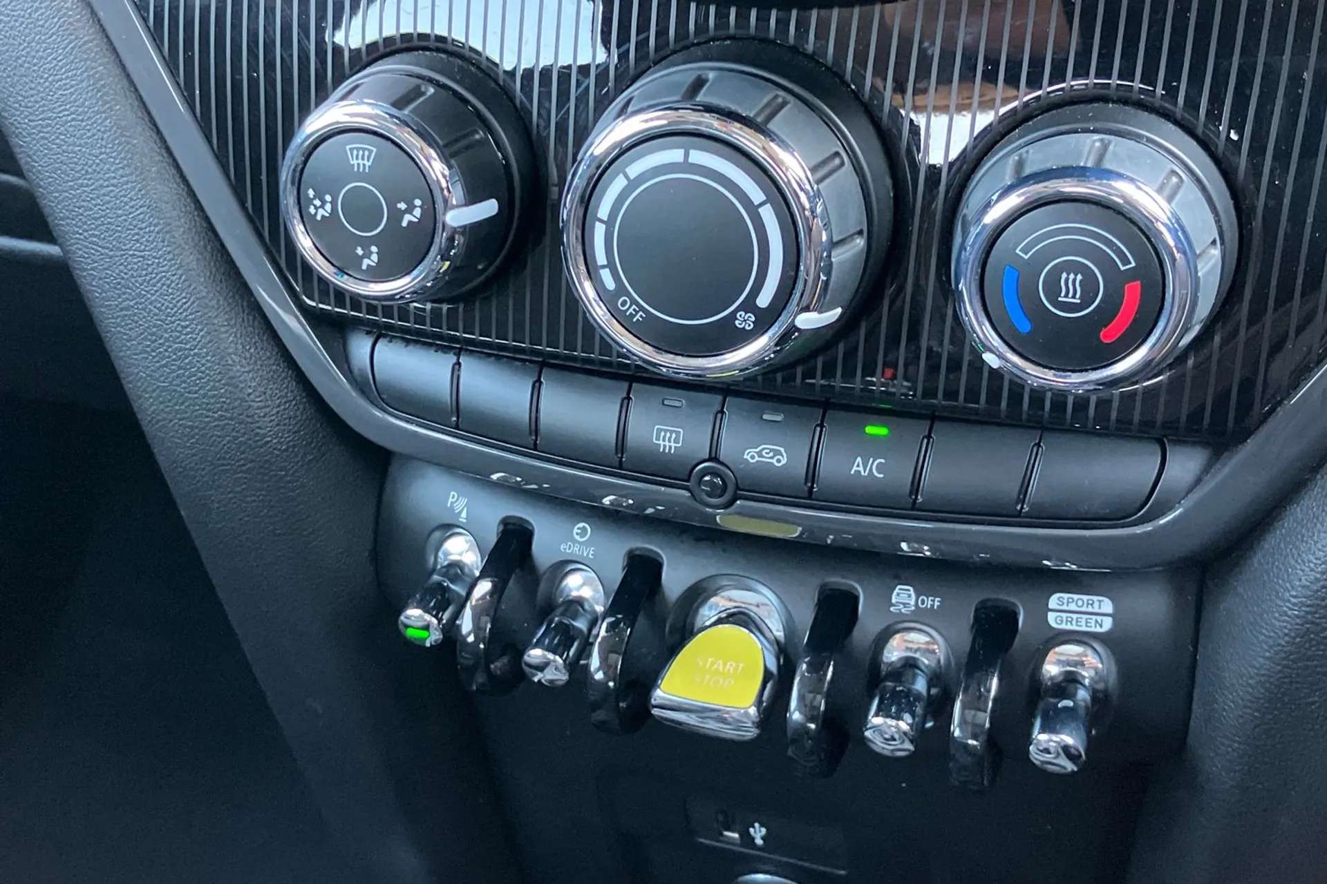 2018 MINI COUNTRYMAN 2018 MINI COUNTRYMAN